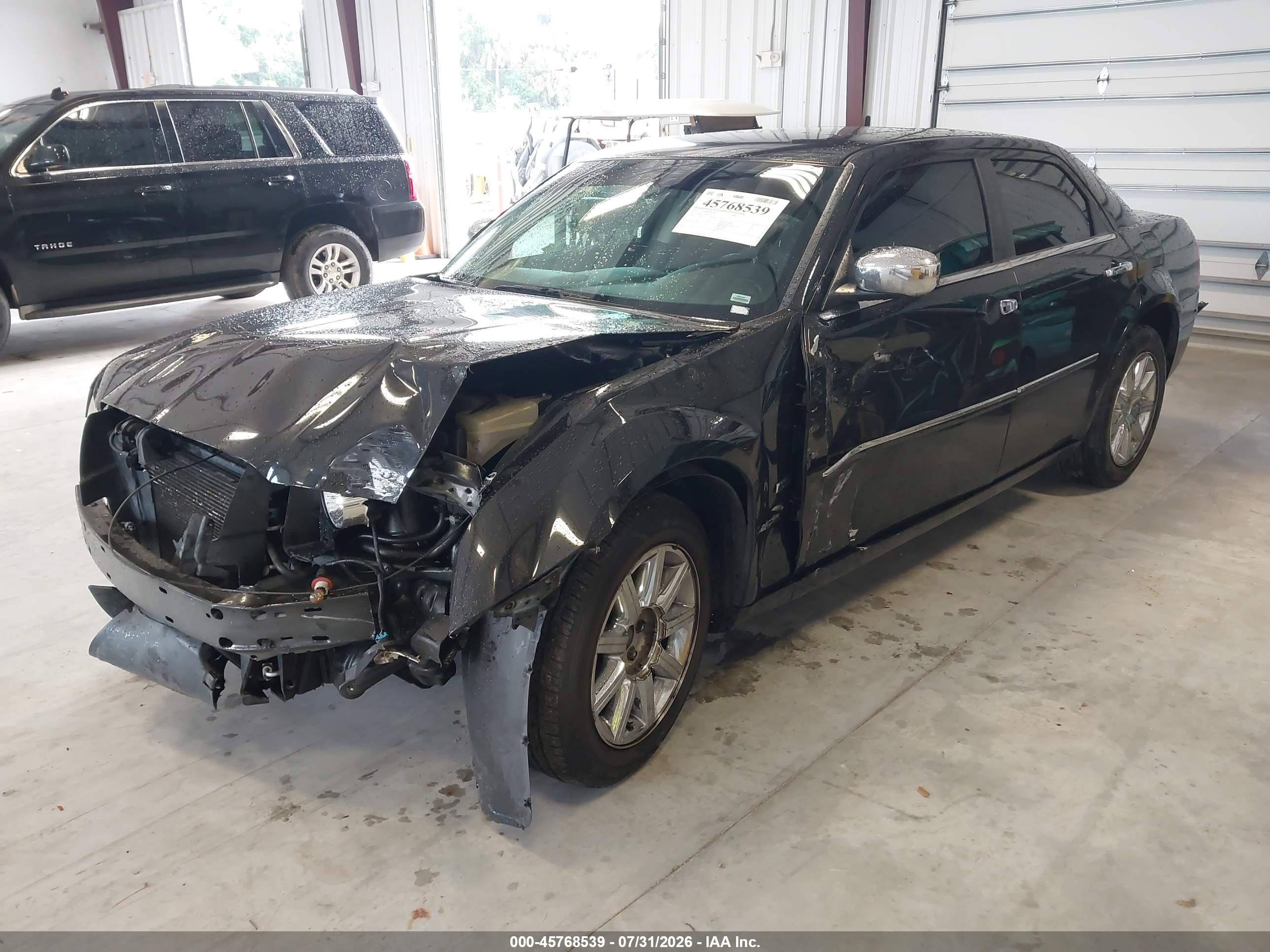 2010 Chrysler 300 Touring/signature Series/executive Series Black vin: 2C3CA5CV2AH123363