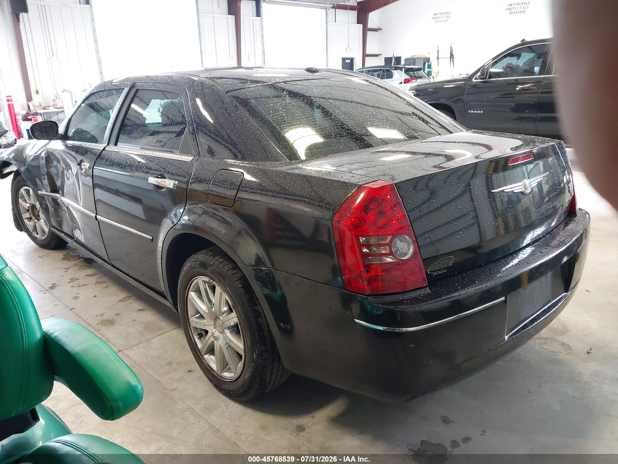 2010 Chrysler 300 Touring/signature Series/executive Series Black vin: 2C3CA5CV2AH123363
