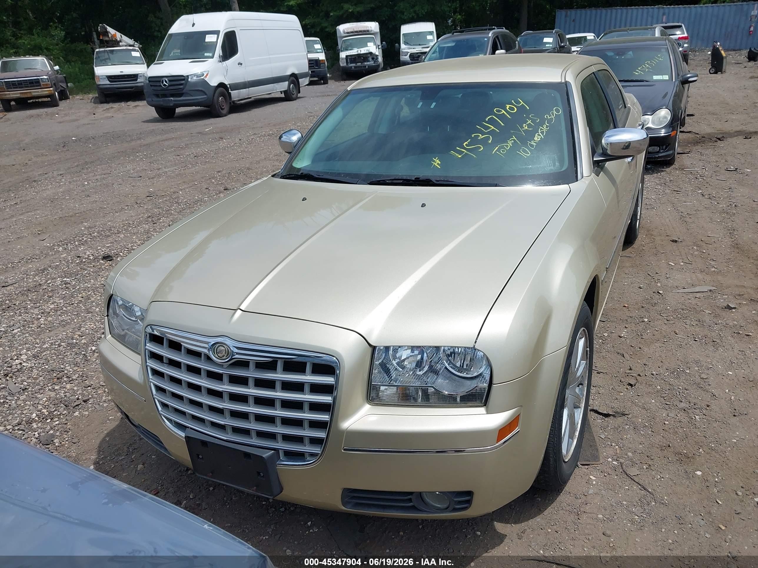 2010 Chrysler 300 Touring/signature Series/executive Series Золотой vin: 2C3CA5CV2AH213581