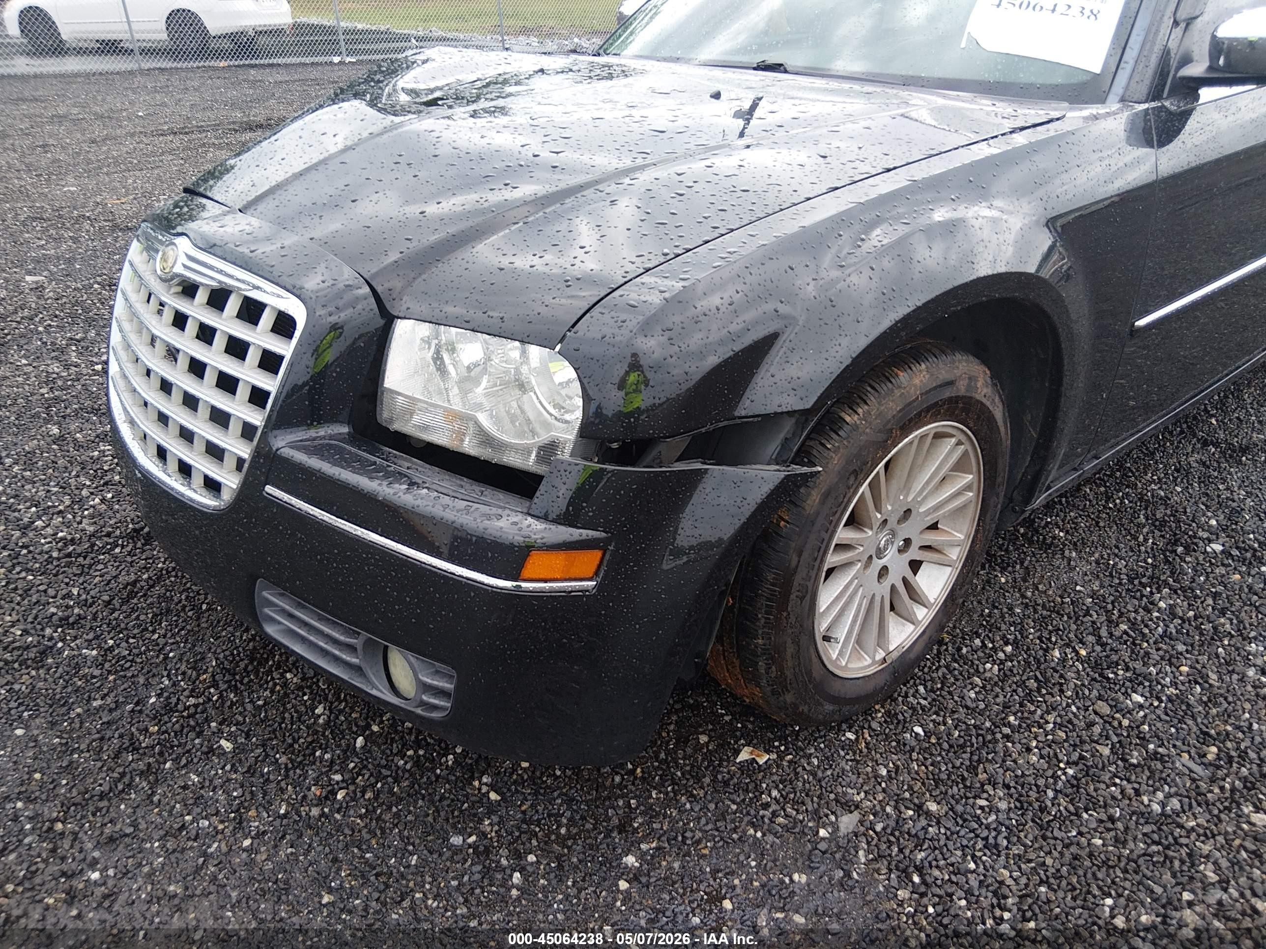 2010 Chrysler 300 Touring/signature Series/executive Series Black vin: 2C3CA5CV3AH164374