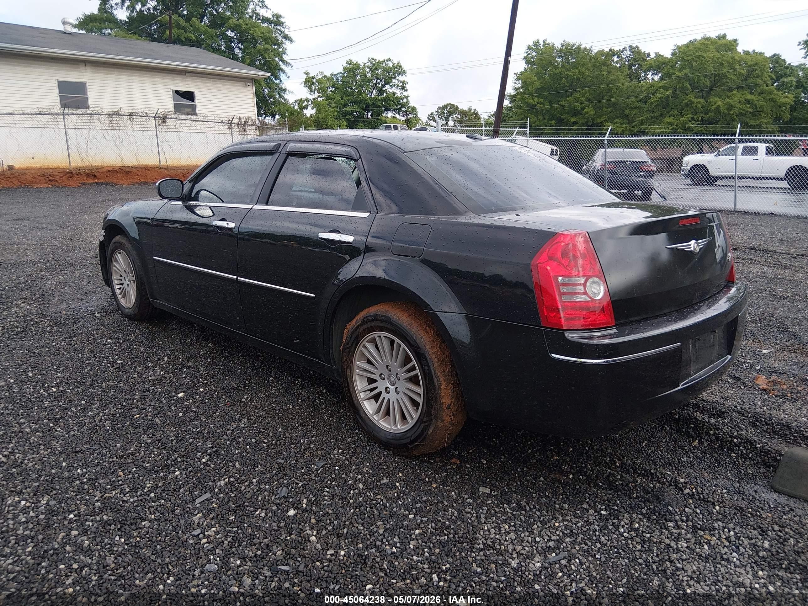 2010 Chrysler 300 Touring/signature Series/executive Series Black vin: 2C3CA5CV3AH164374