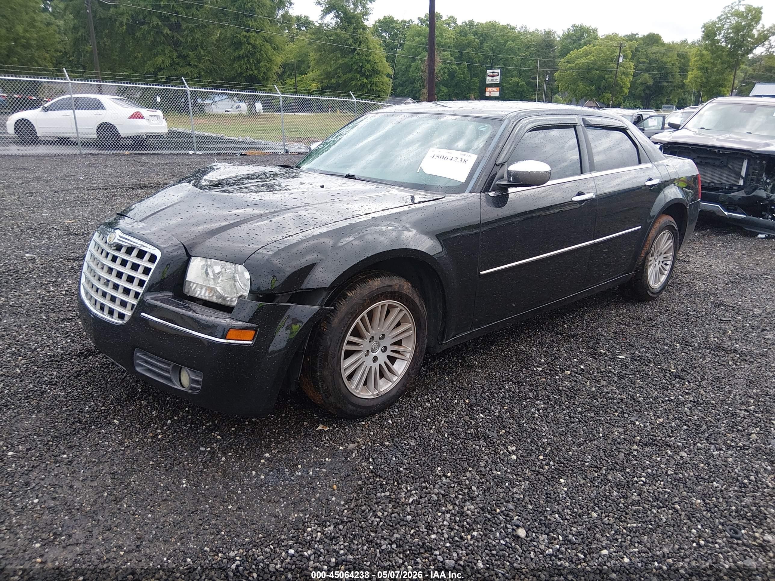 2010 Chrysler 300 Touring/signature Series/executive Series Black vin: 2C3CA5CV3AH164374