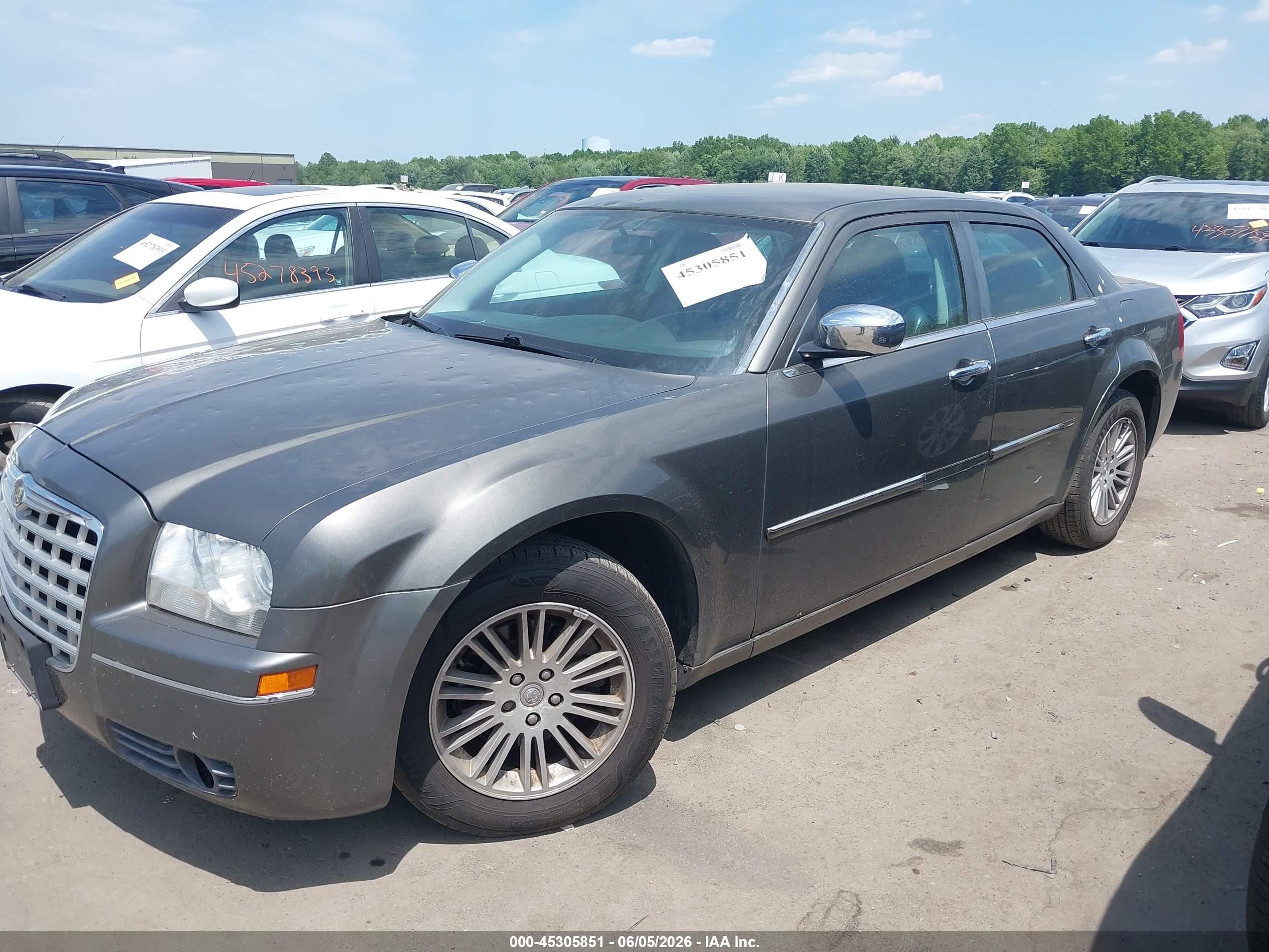 2010 Chrysler 300 Touring/signature Series/executive Series Gray vin: 2C3CA5CV3AH182650