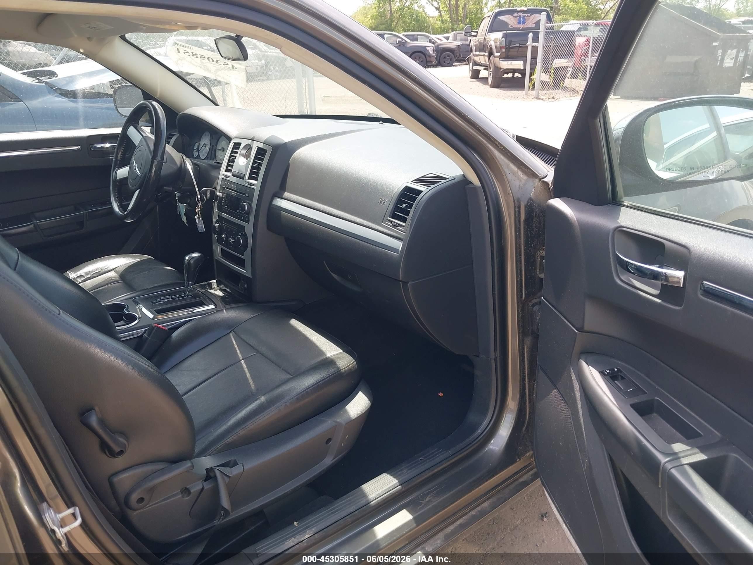 2010 Chrysler 300 Touring/signature Series/executive Series Gray vin: 2C3CA5CV3AH182650