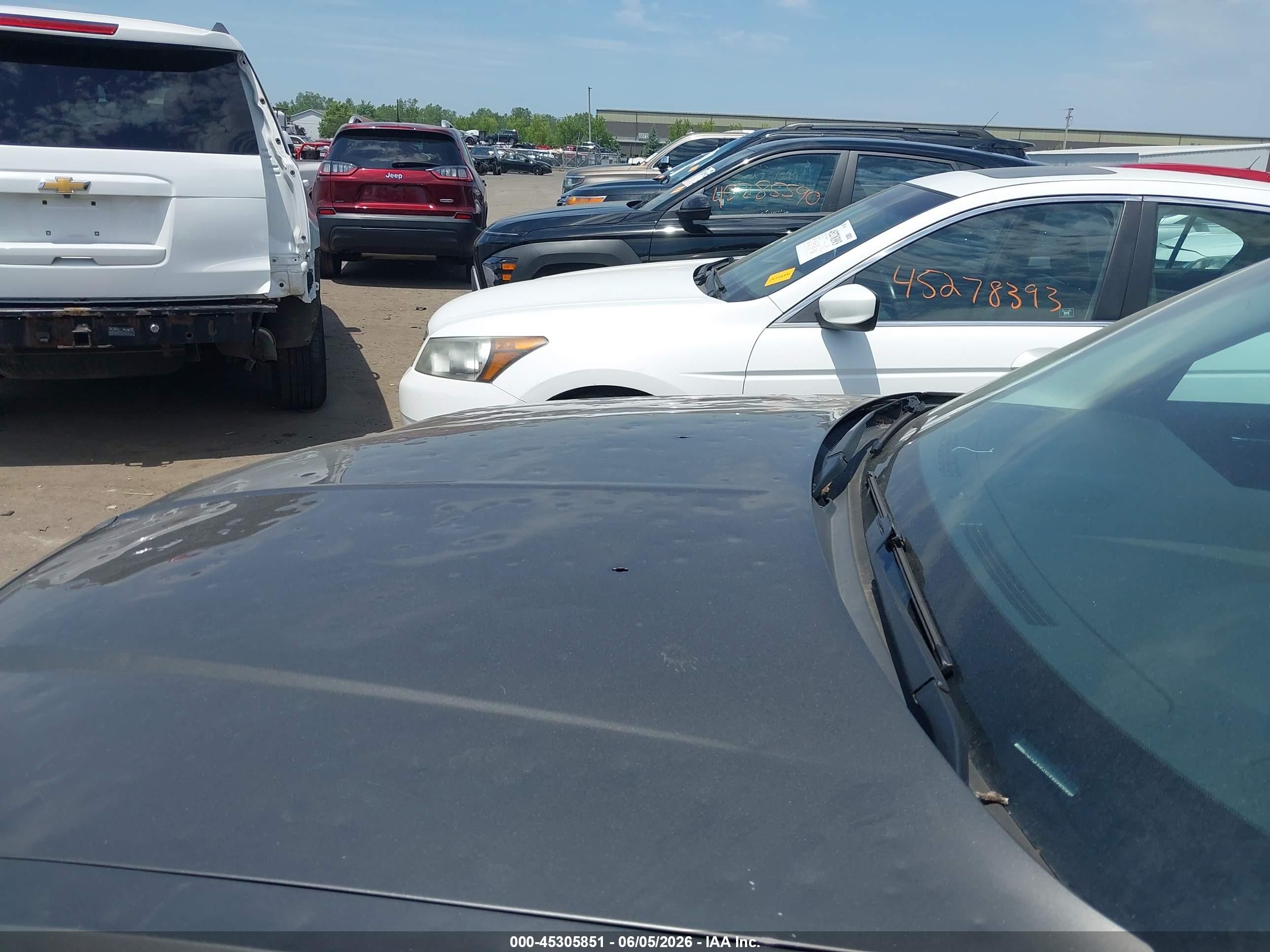 2010 Chrysler 300 Touring/signature Series/executive Series Gray vin: 2C3CA5CV3AH182650
