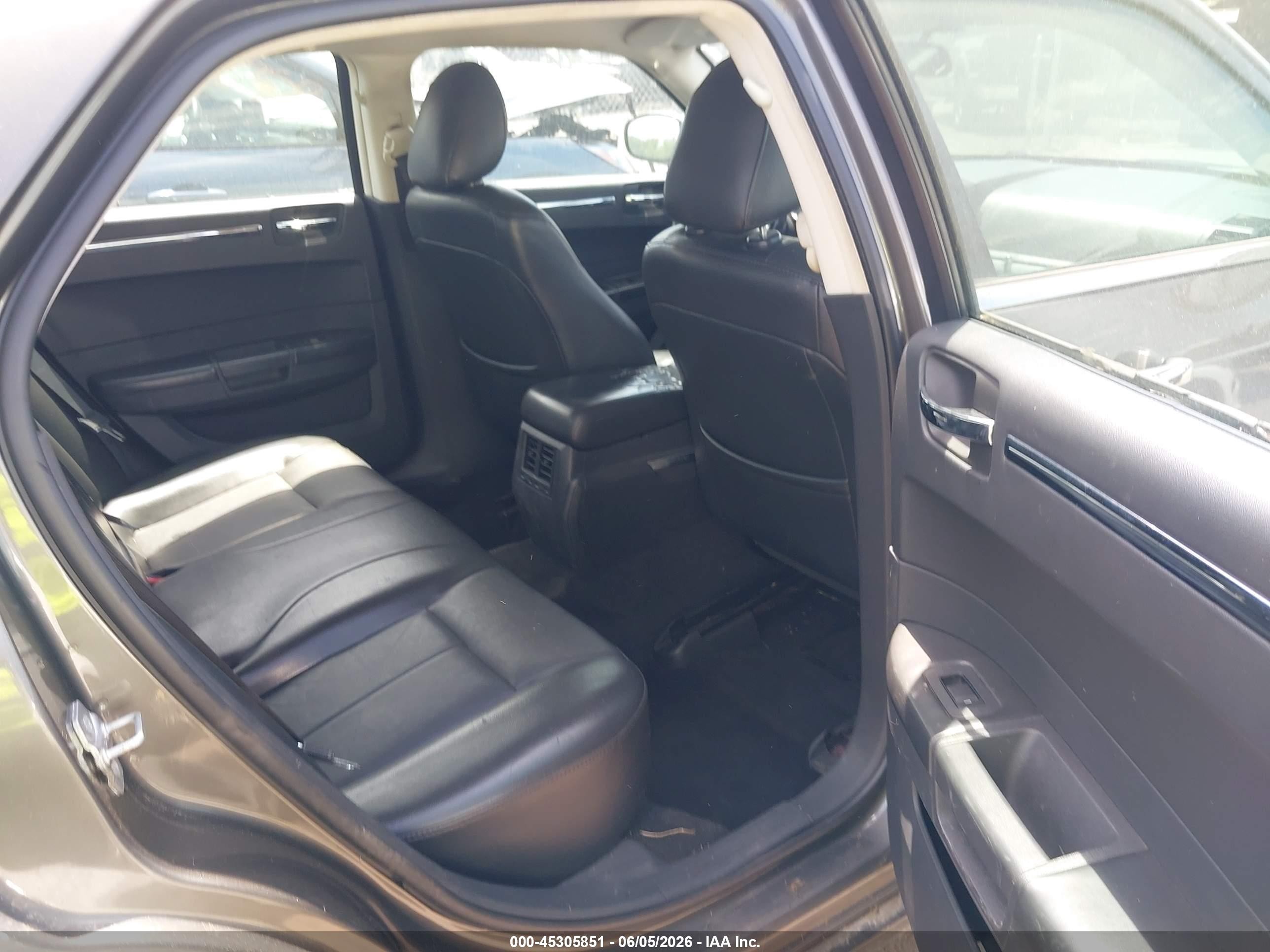 2010 Chrysler 300 Touring/signature Series/executive Series Gray vin: 2C3CA5CV3AH182650
