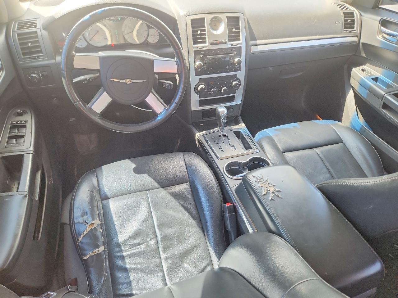 2010 Chrysler 300 Touring Silver vin: 2C3CA5CV3AH284627