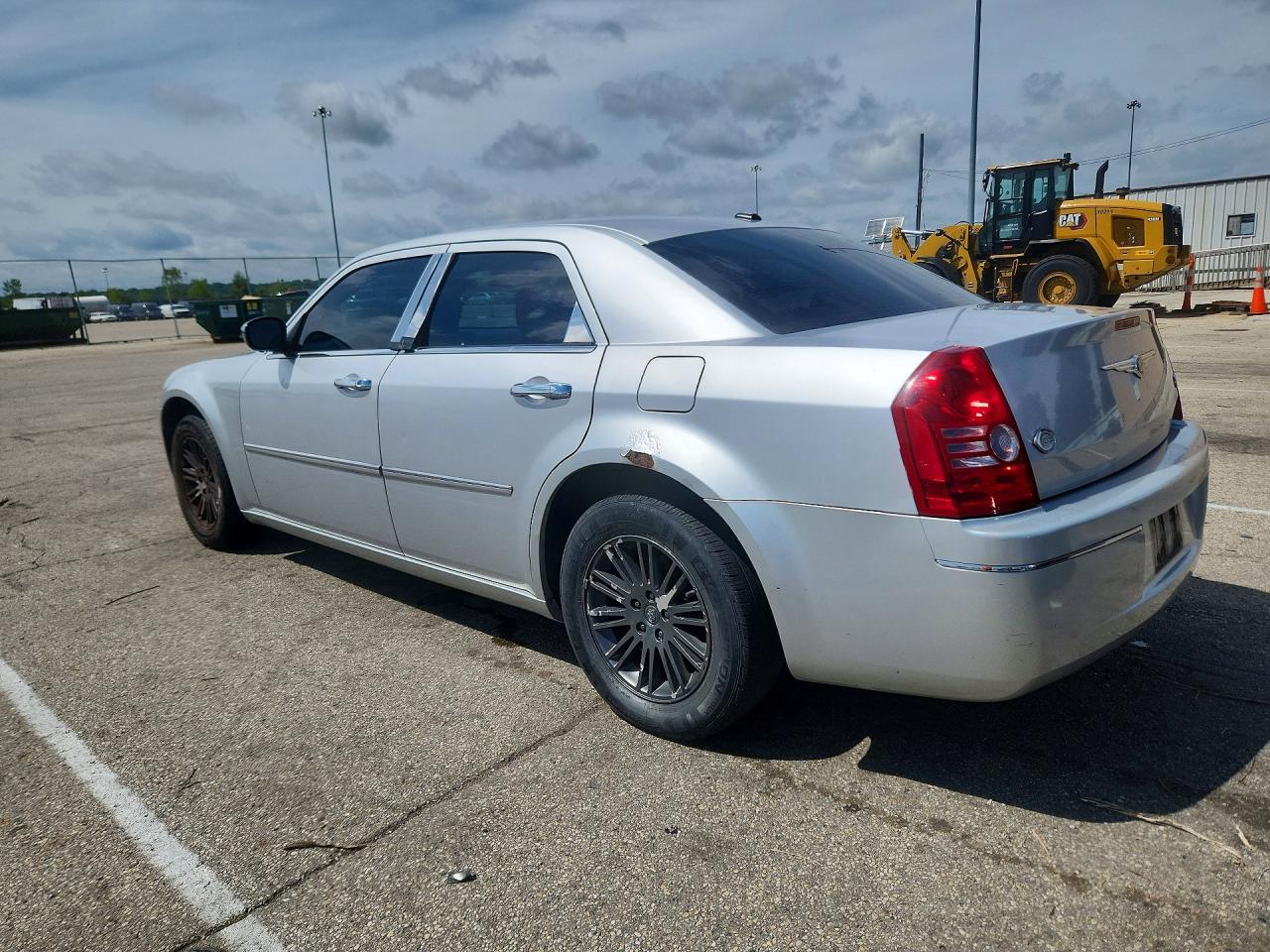2010 Chrysler 300 Touring Silver vin: 2C3CA5CV3AH284627