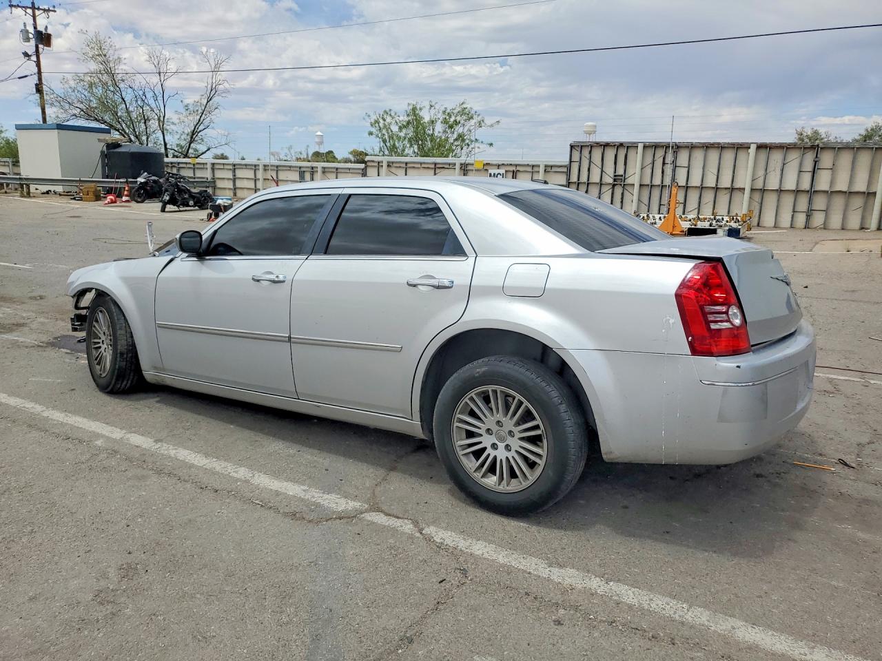 2010 Chrysler 300 Touring Silver vin: 2C3CA5CV4AH201190