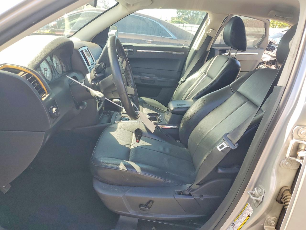 2010 Chrysler 300 Touring Silver vin: 2C3CA5CV5AH185565