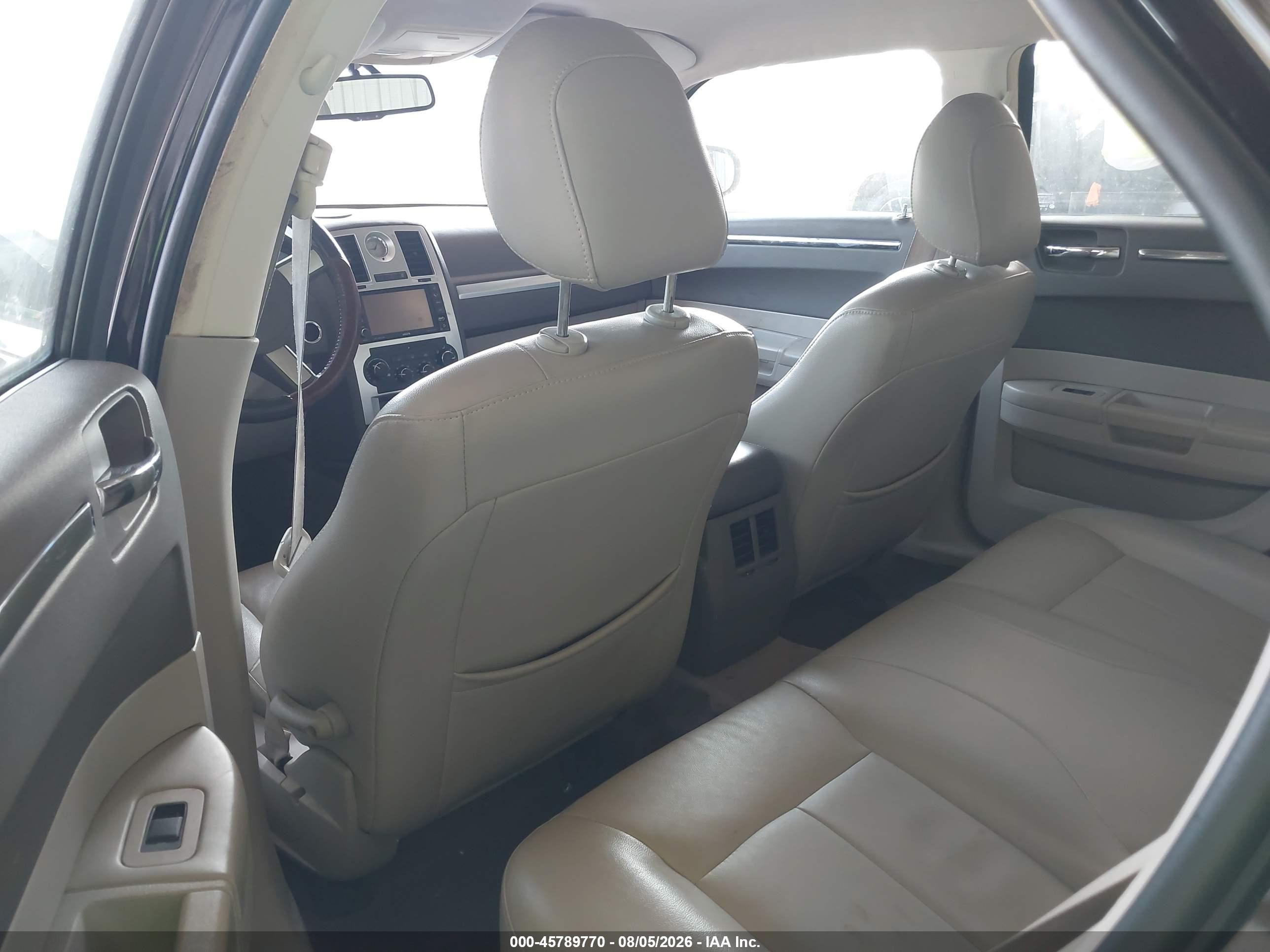 2010 Chrysler 300 Touring/signature Series/executive Series Black vin: 2C3CA5CV7AH180433