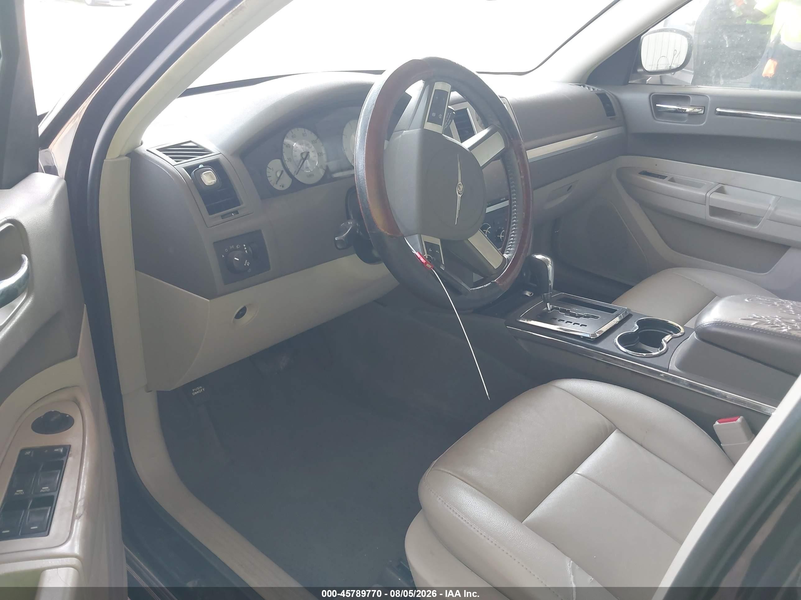 2010 Chrysler 300 Touring/signature Series/executive Series Black vin: 2C3CA5CV7AH180433