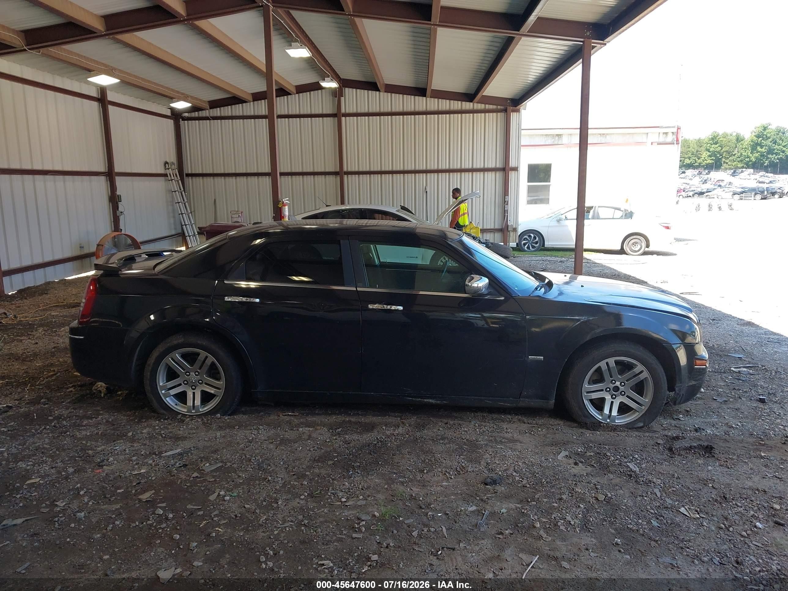 2010 Chrysler 300 Touring/signature Series/executive Series Black vin: 2C3CA5CV7AH328872