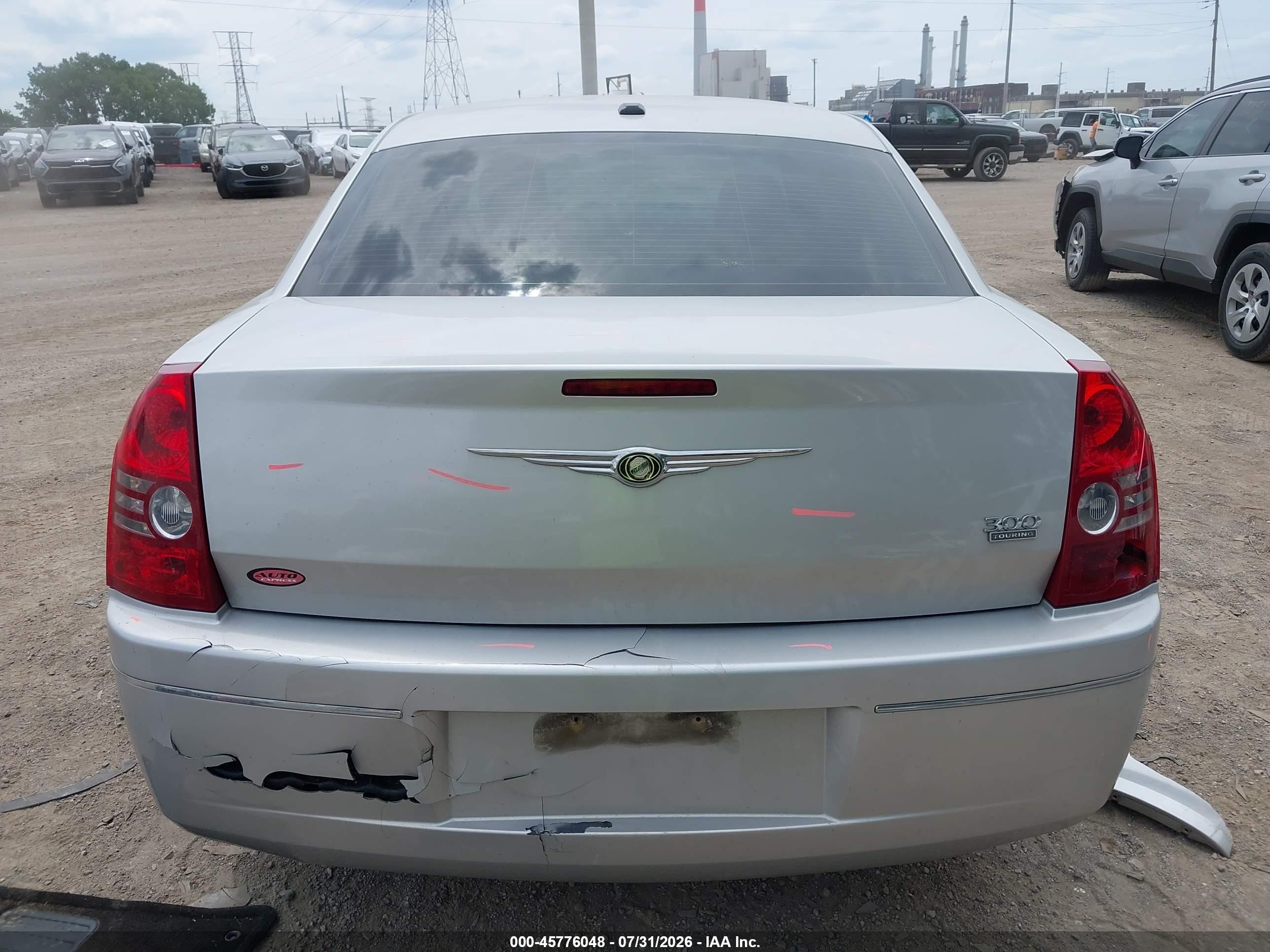 2010 Chrysler 300 Touring/signature Series/executive Series Silver vin: 2C3CA5CV8AH191523