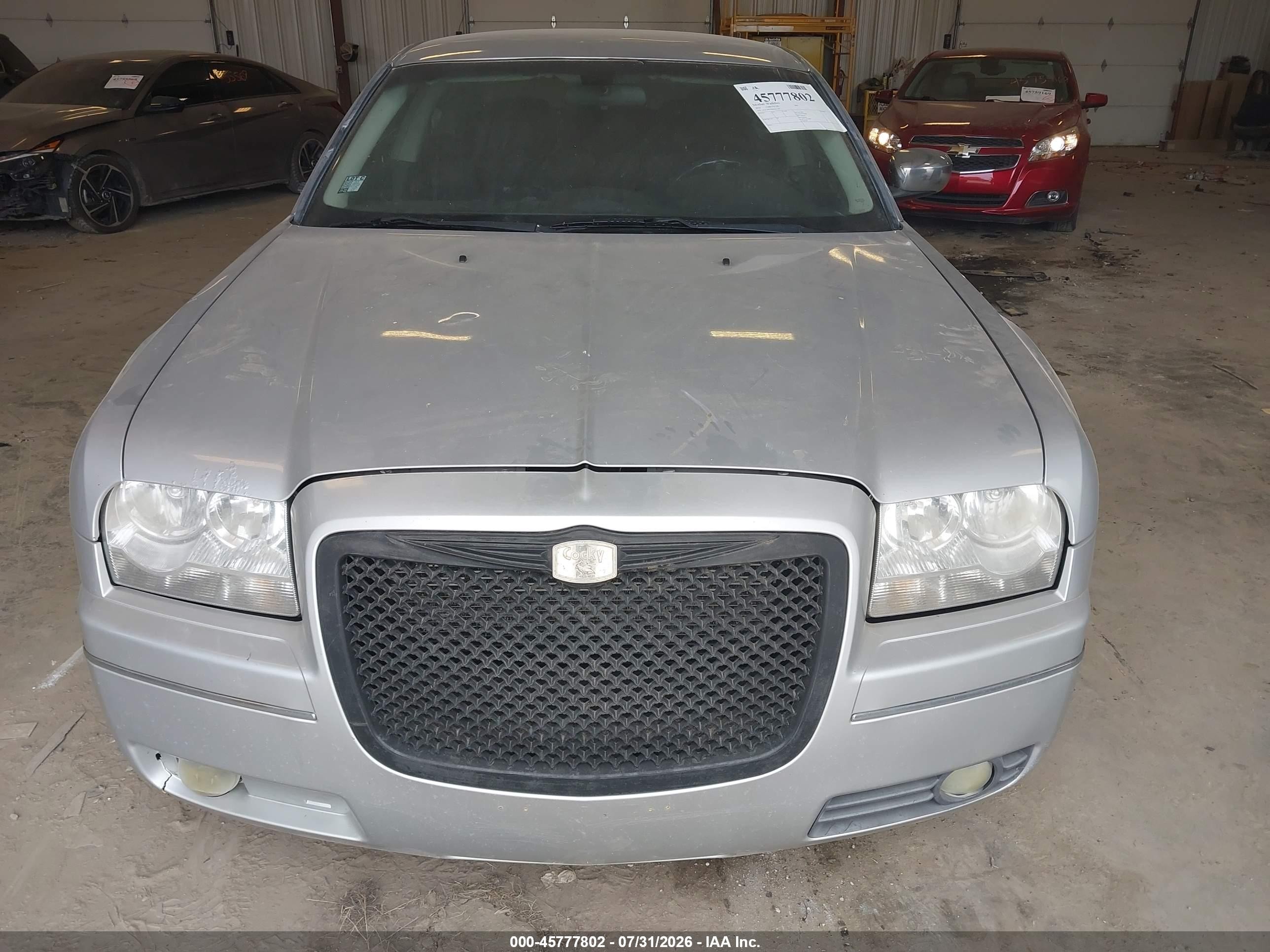 2010 Chrysler 300 Touring Silver vin: 2C3CA5CV8AH233382