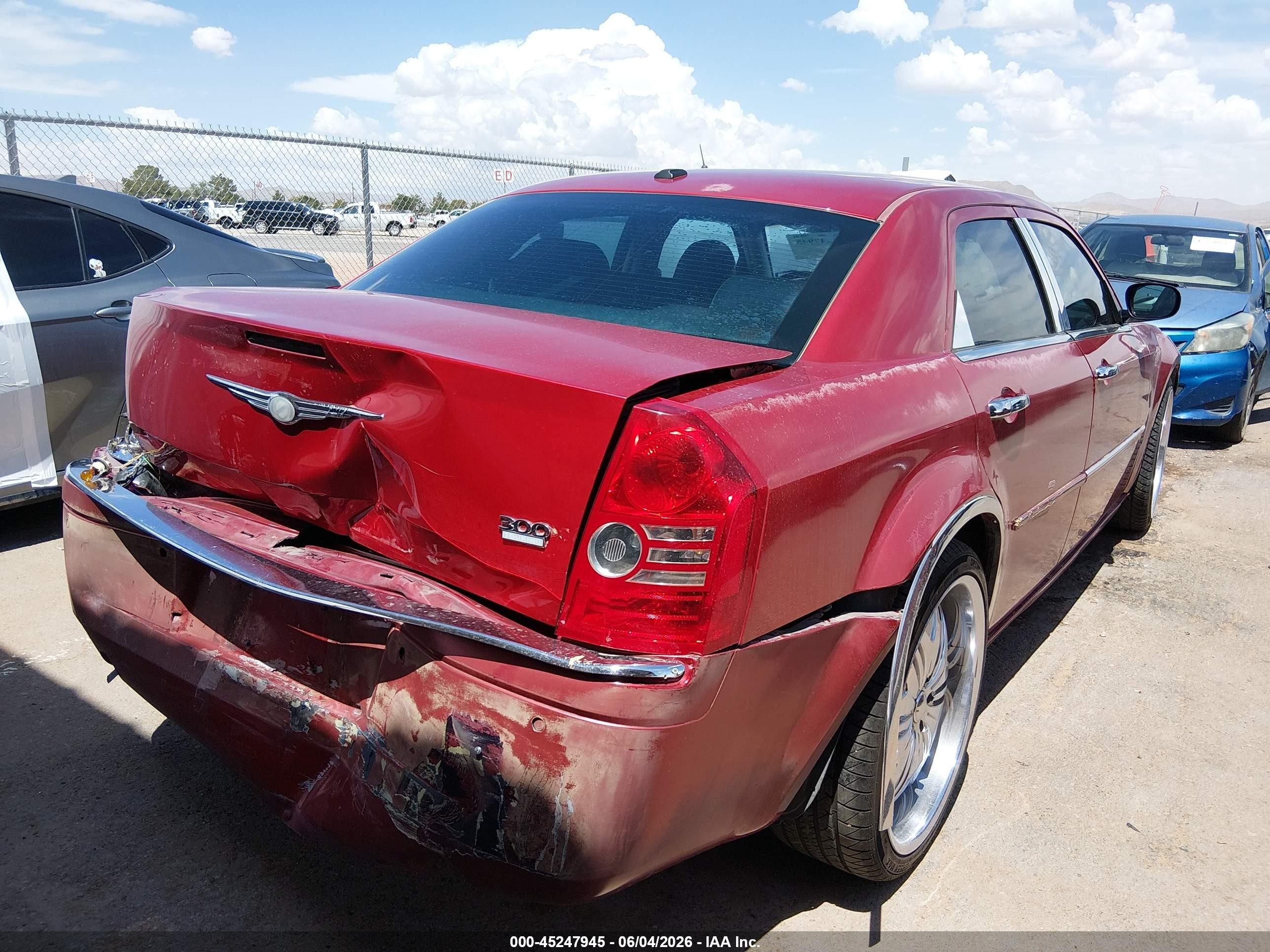 2010 Chrysler 300 Touring/signature Series/executive Series Red vin: 2C3CA5CV9AH319283