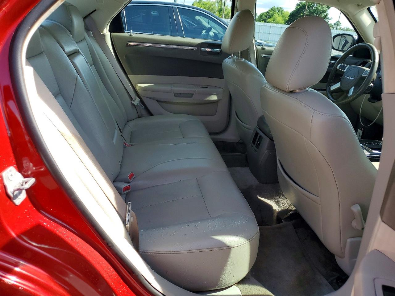 2010 Chrysler 300 Touring Burgundy vin: 2C3CA5CVXAH132232