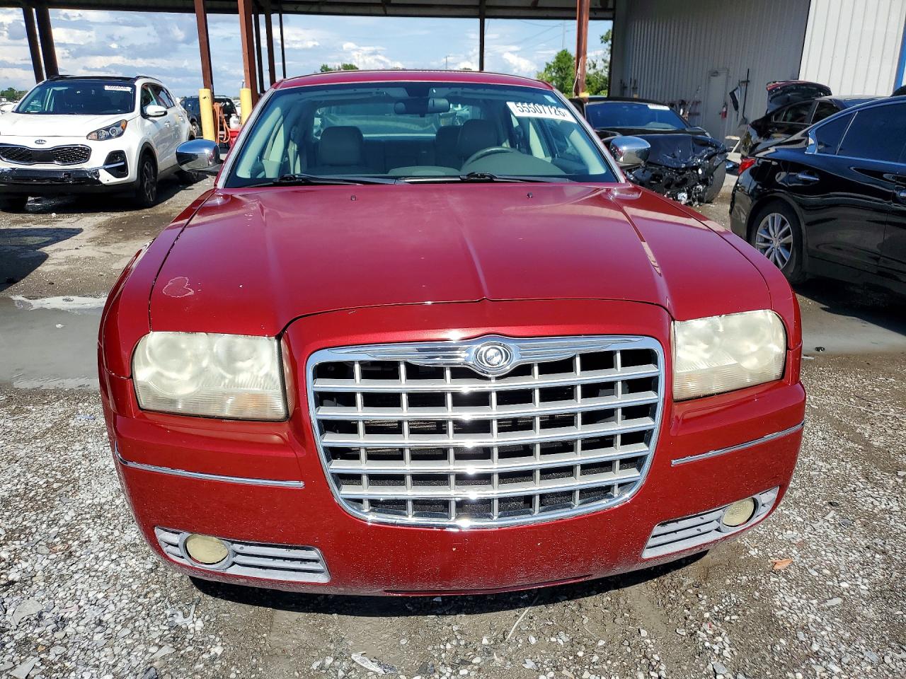 2010 Chrysler 300 Touring Burgundy vin: 2C3CA5CVXAH132232