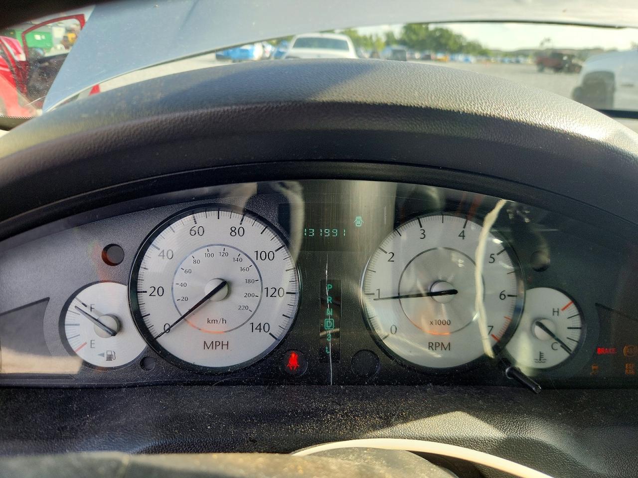 2010 Chrysler 300 Touring Серебряный vin: 2C3CA5CVXAH276296