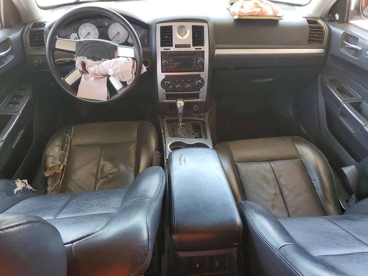 2010 Chrysler 300 Touring White vin: 2C3CA5CVXAH293941