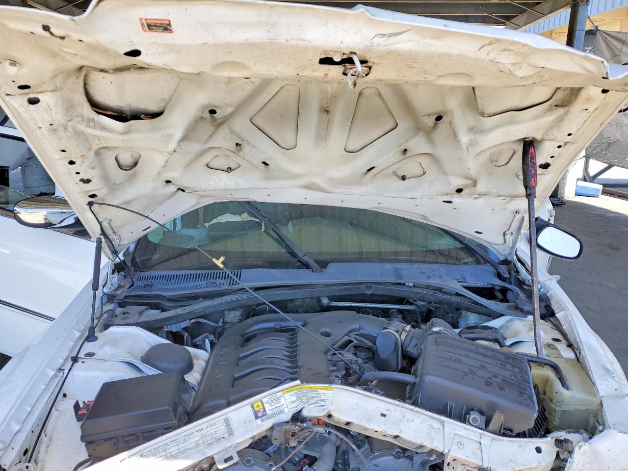 2010 Chrysler 300 Touring White vin: 2C3CA5CVXAH293941