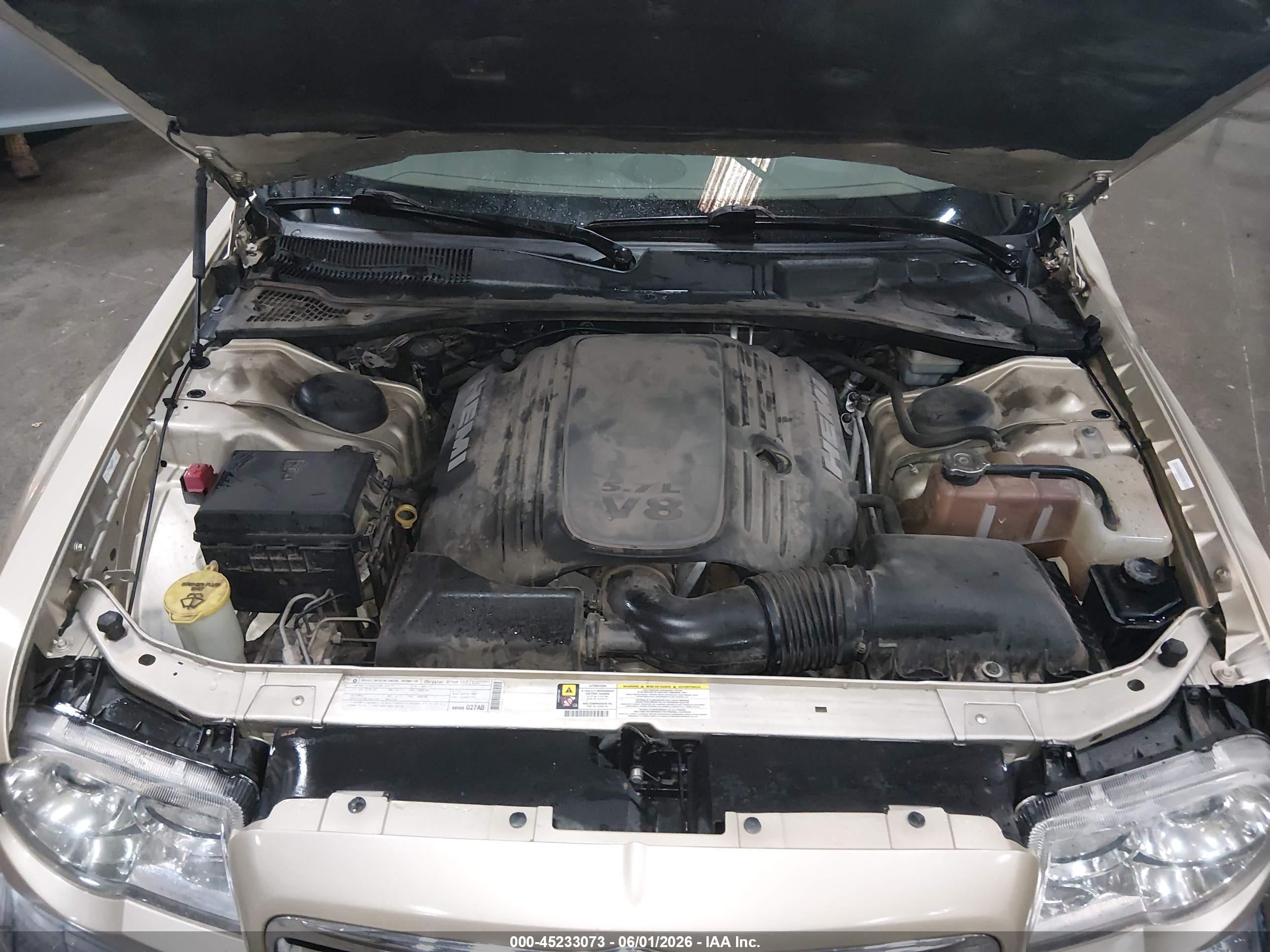 2010 Chrysler 300c Hemi Gold vin: 2C3CA6CT3AH216414