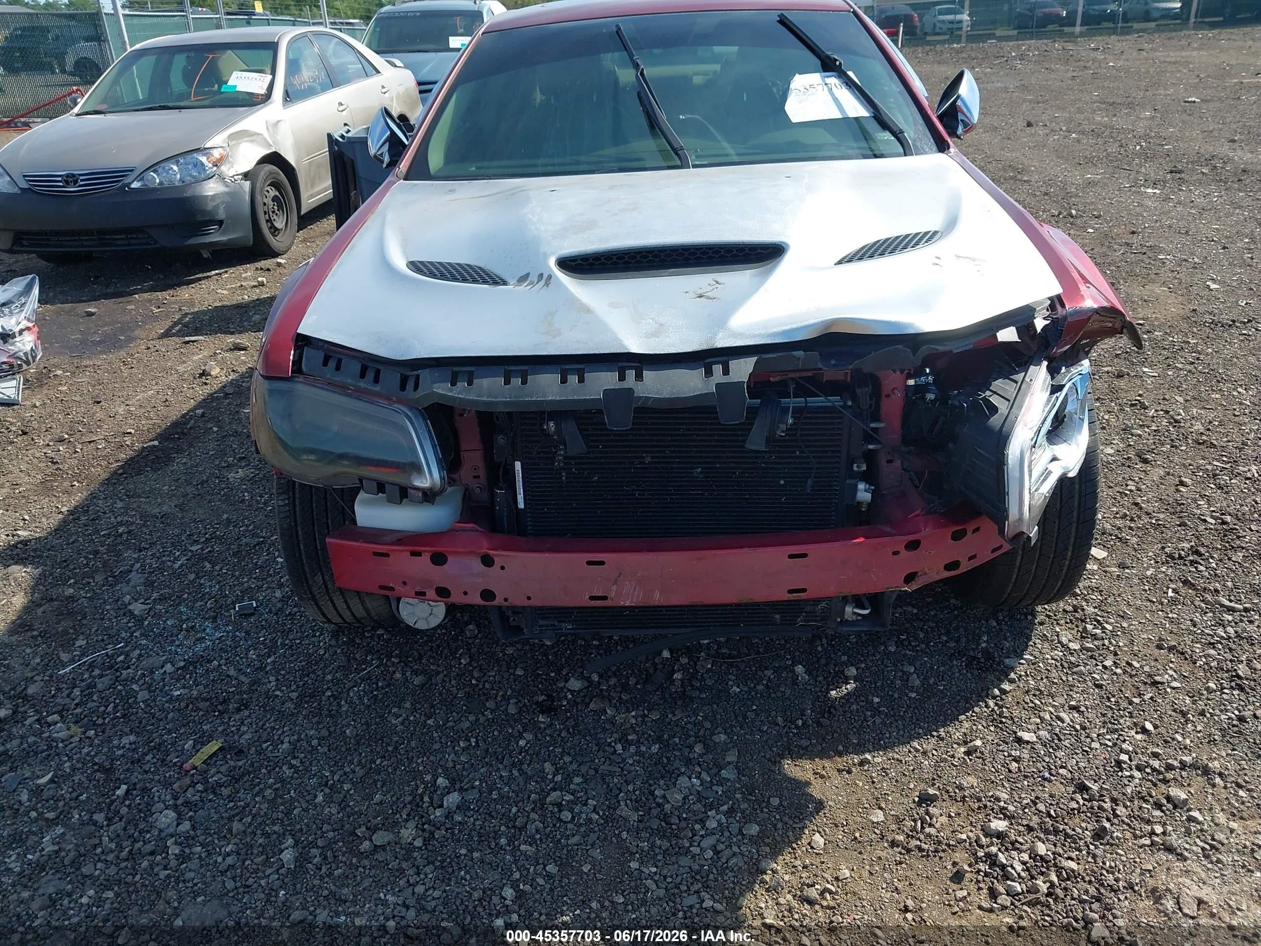2011 Chrysler 300c Maroon vin: 2C3CA6CT3BH529917