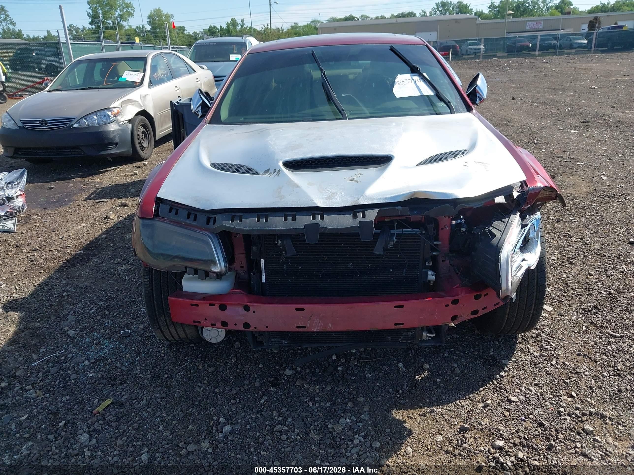 2011 Chrysler 300c Maroon vin: 2C3CA6CT3BH529917