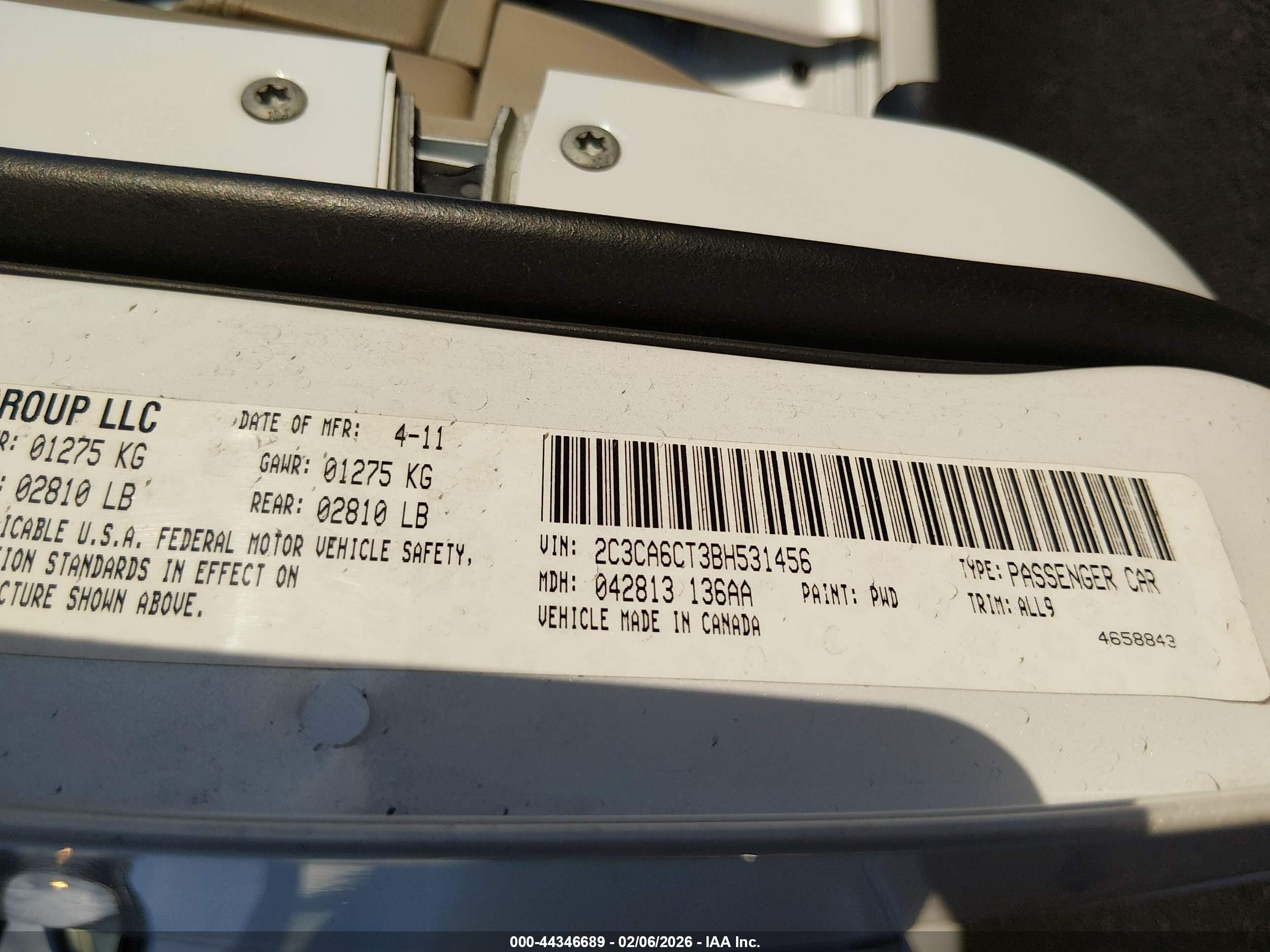 2011 Chrysler 300c   White vin: 2C3CA6CT3BH531456