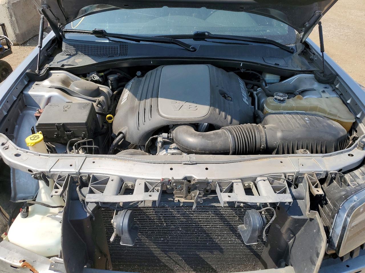 2011 Chrysler 300c Silver vin: 2C3CA6CT3BH567986