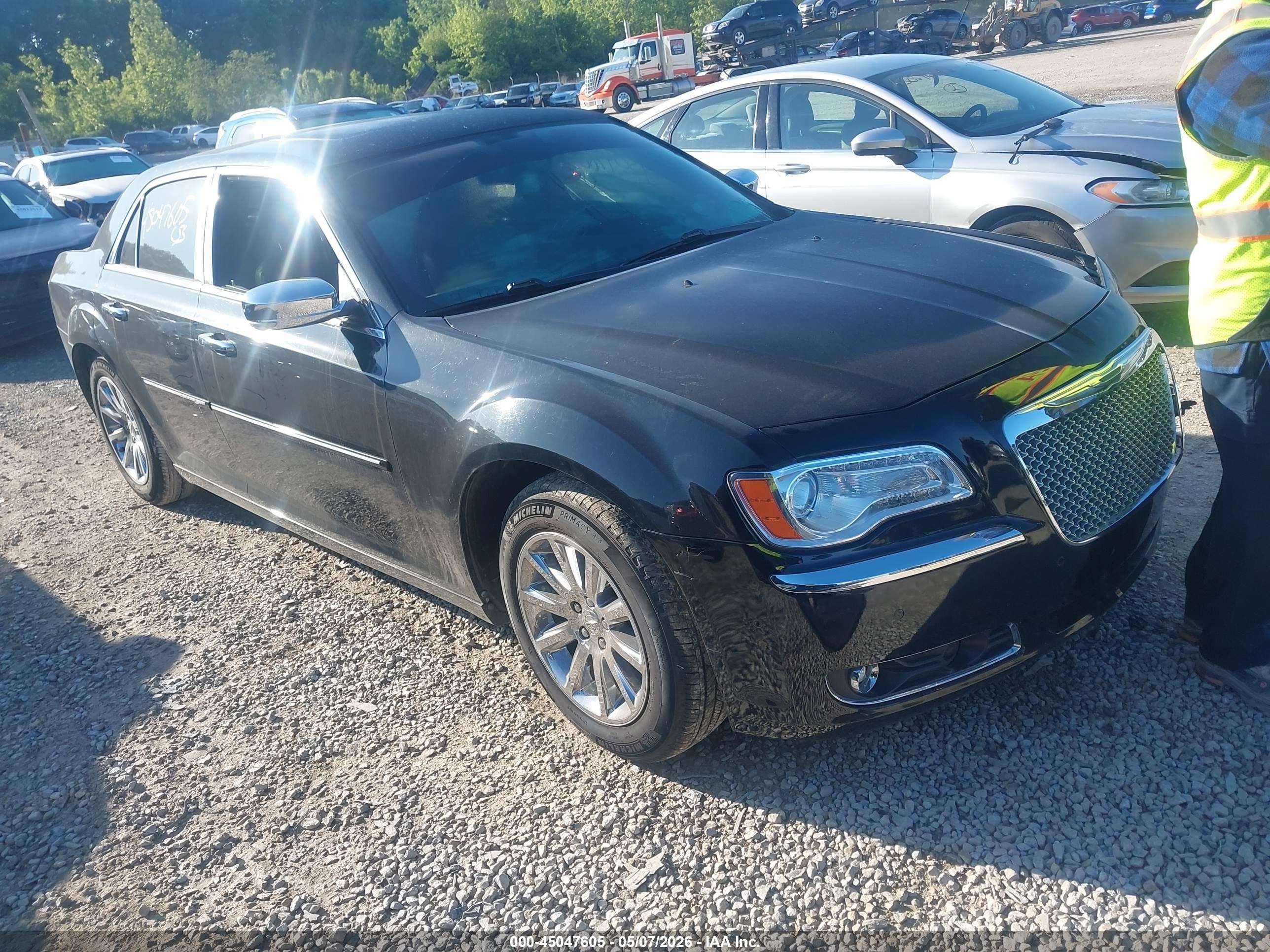 2011 Chrysler 300c   Black vin: 2C3CA6CT3BH595917