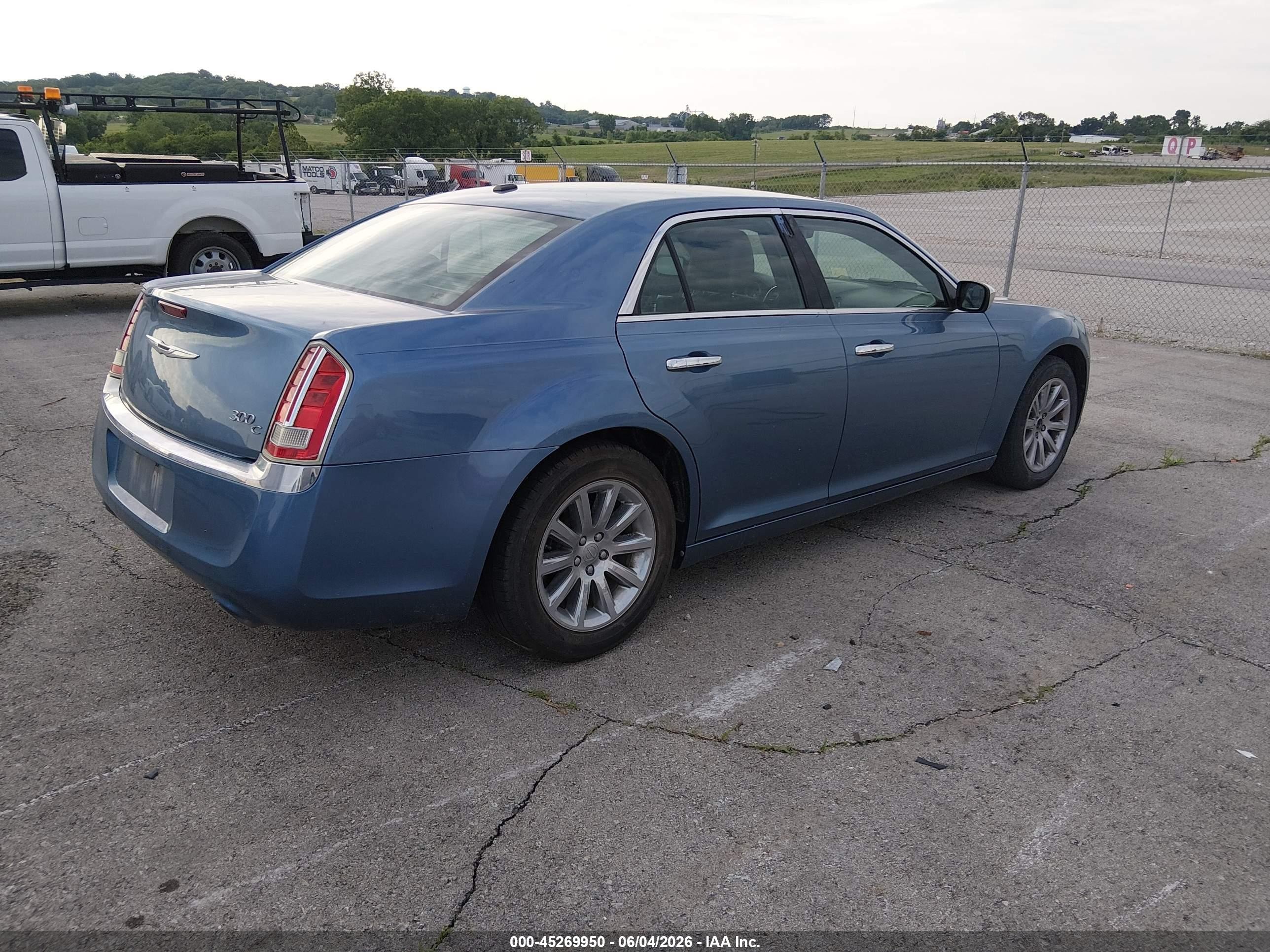 2011 Chrysler 300c   Blue vin: 2C3CA6CT4BH581282