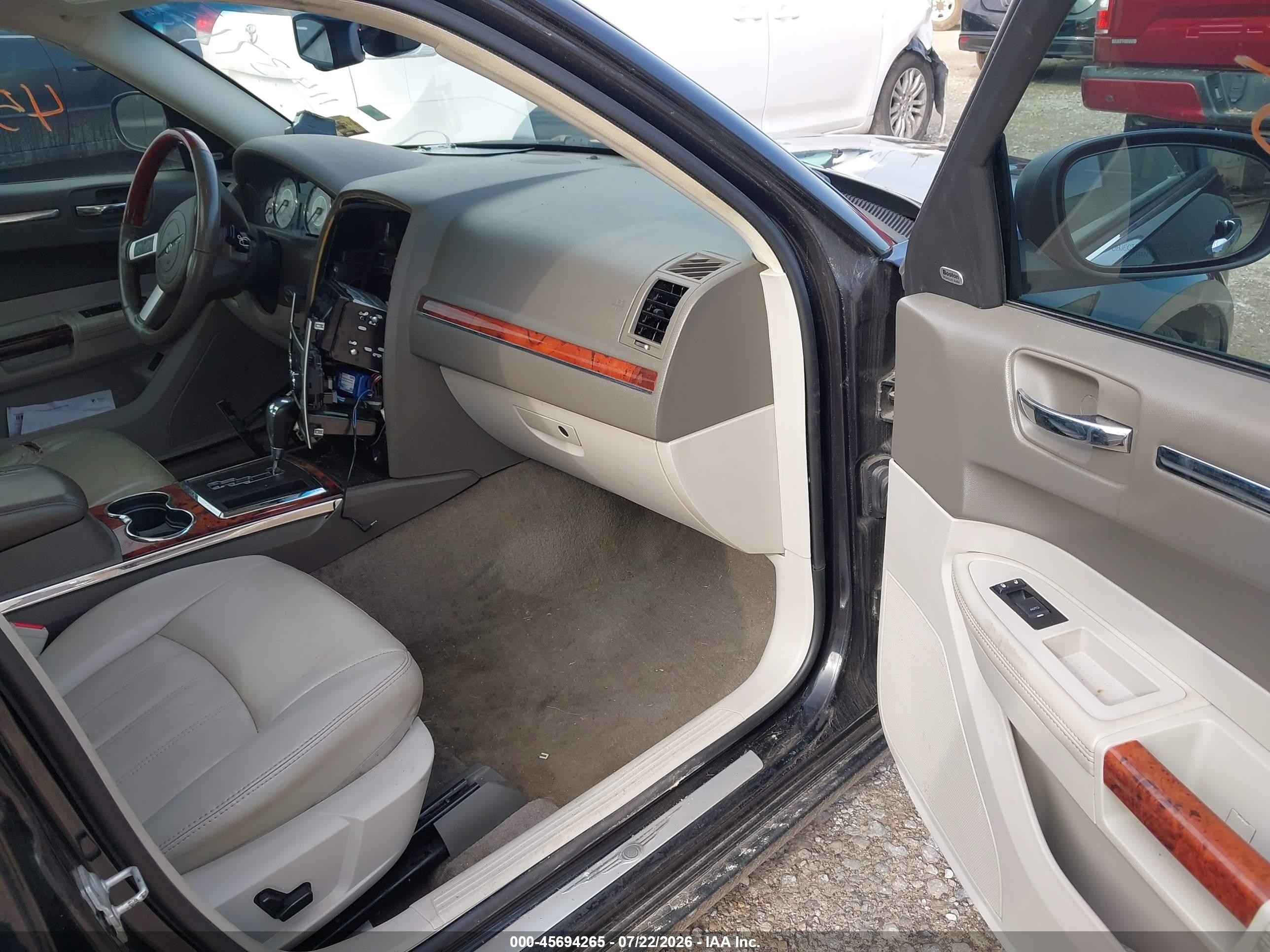 2010 Chrysler 300c Hemi Black vin: 2C3CA6CT5AH114371