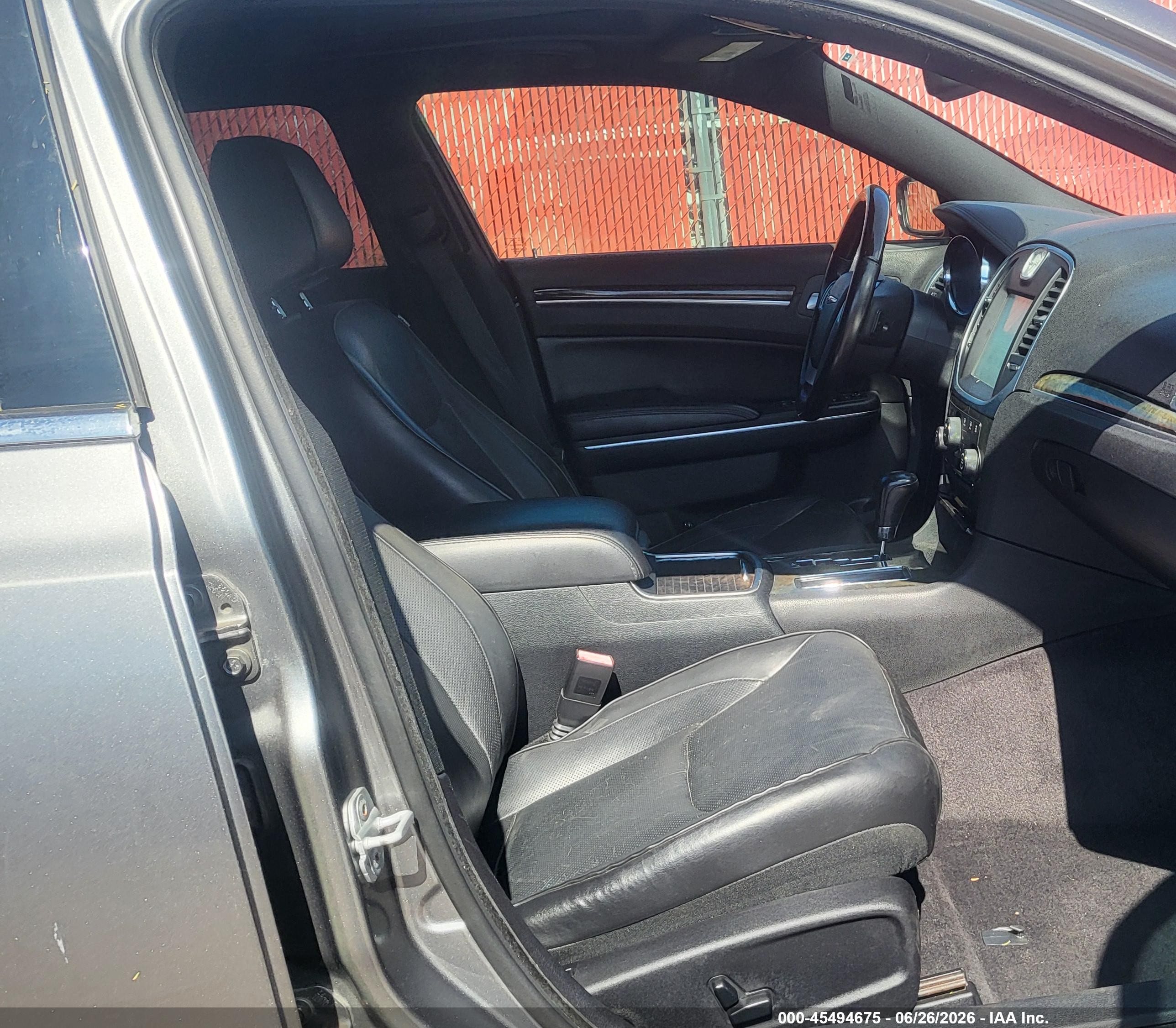 2011 Chrysler 300c   Серый vin: 2C3CA6CT5BH549764