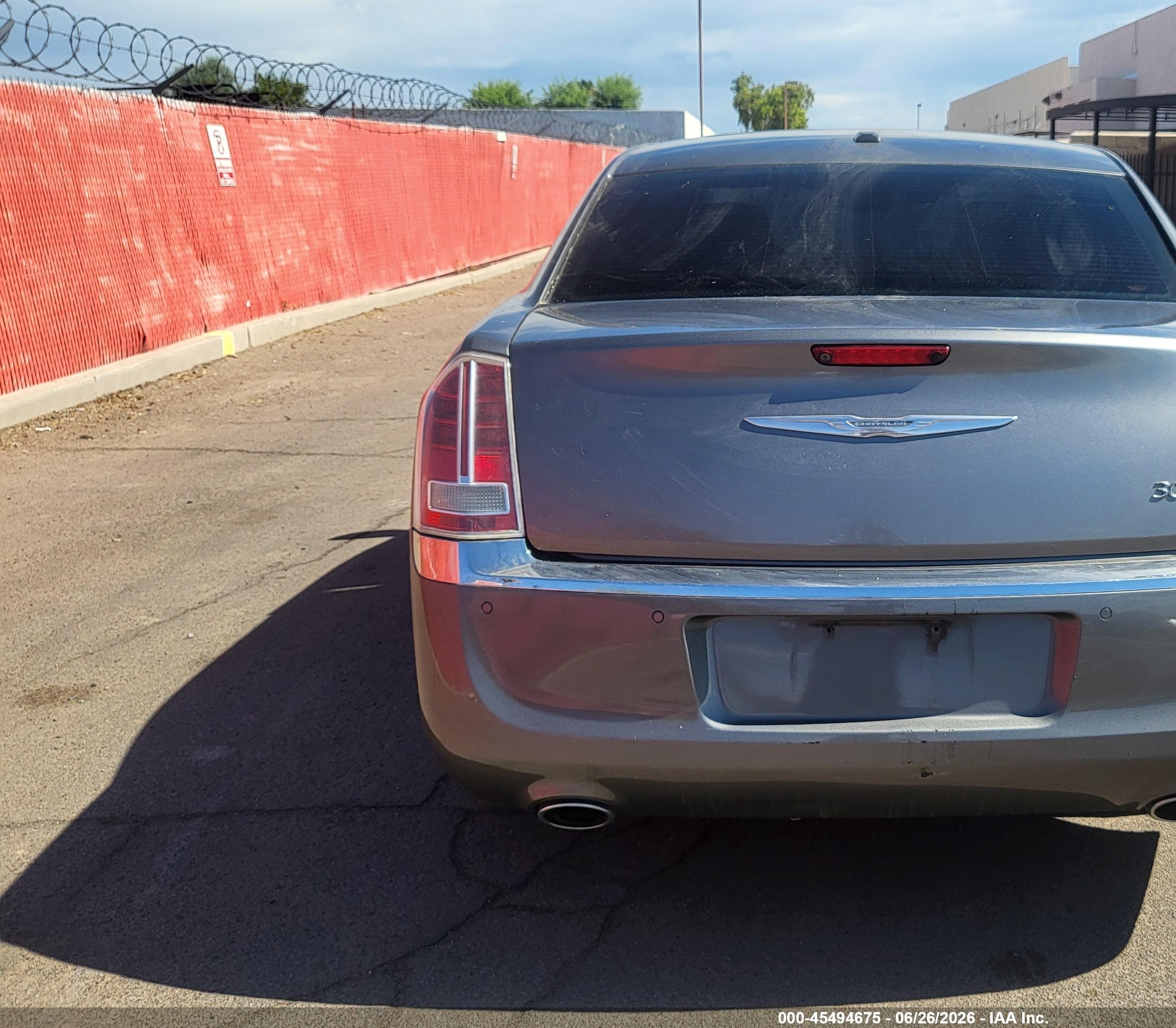 2011 Chrysler 300c   Серый vin: 2C3CA6CT5BH549764
