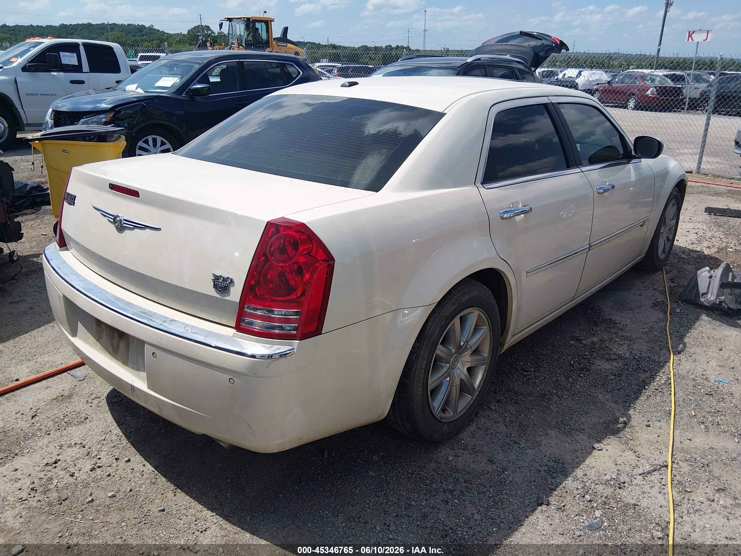 2010 Chrysler 300c Hemi Белый vin: 2C3CA6CT6AH125962