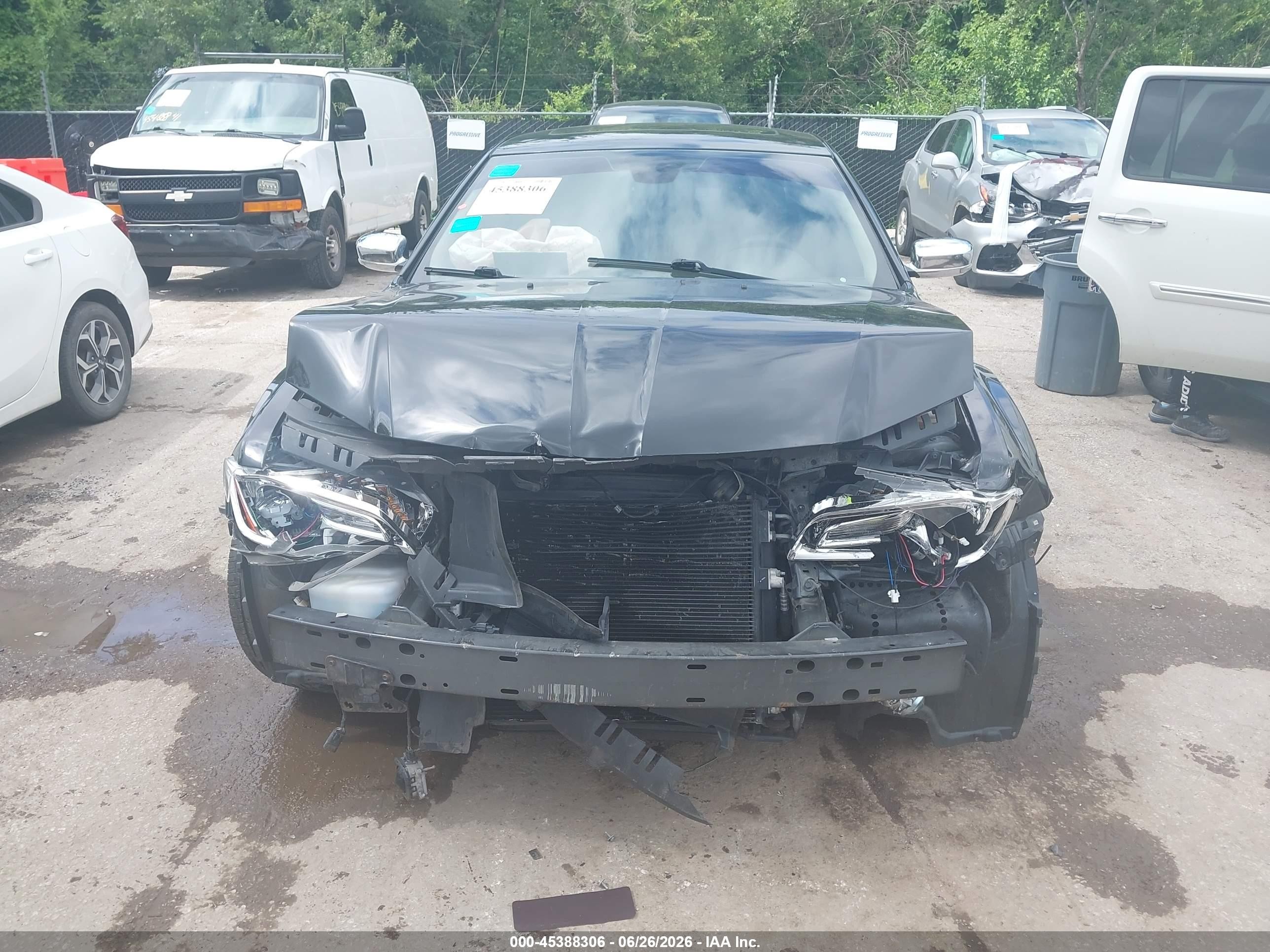 2011 Chrysler 300c   Черный vin: 2C3CA6CT6BH514621