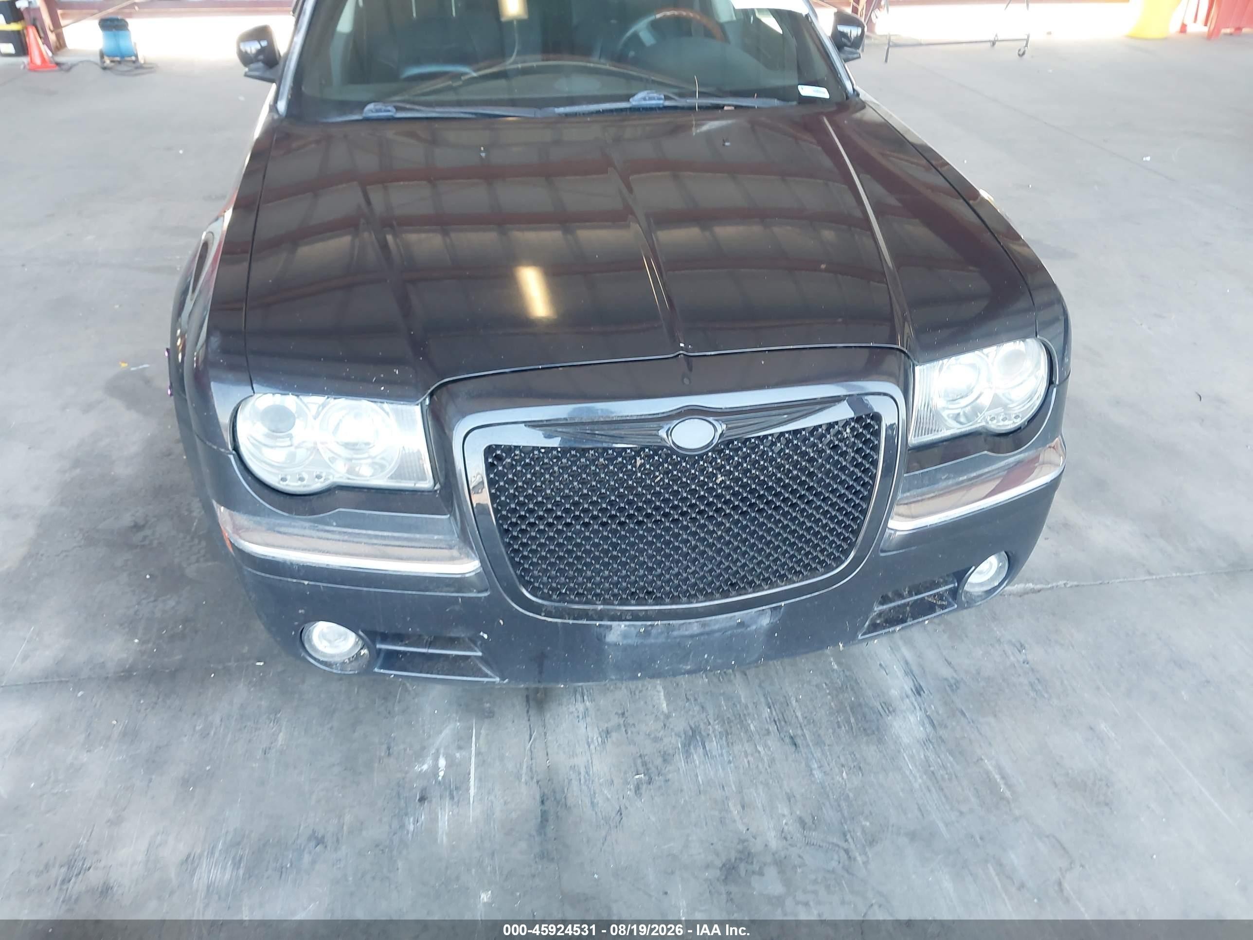 2010 Chrysler 300c Hemi Black vin: 2C3CA6CT8AH199898