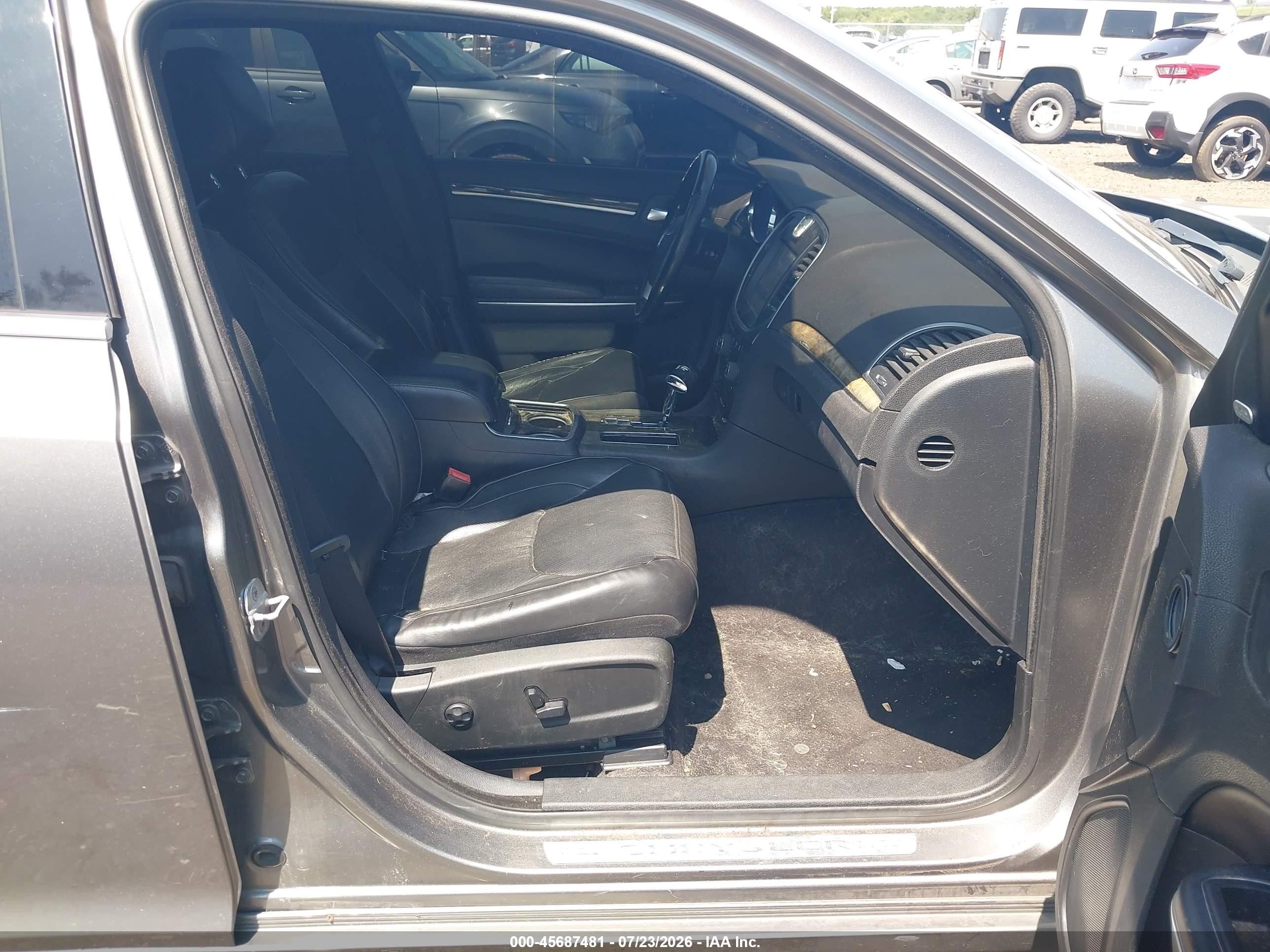 2011 Chrysler 300c   Серый vin: 2C3CA6CT8BH518184