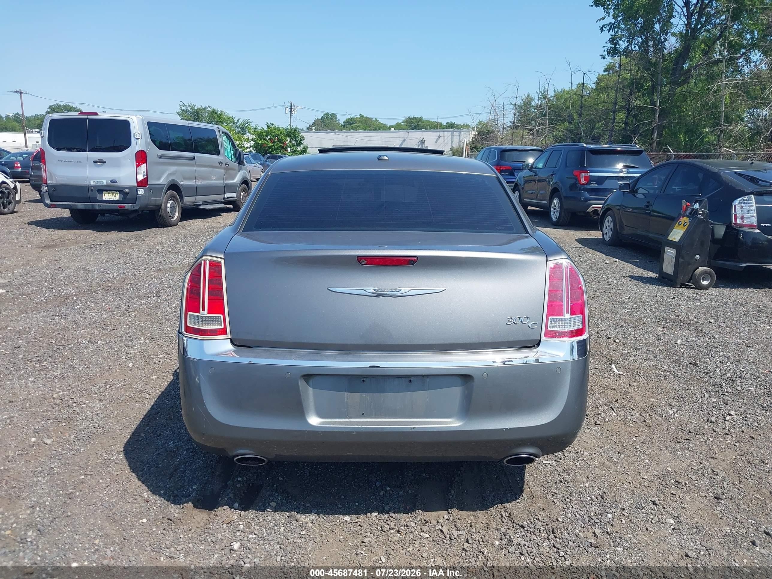 2011 Chrysler 300c   Серый vin: 2C3CA6CT8BH518184