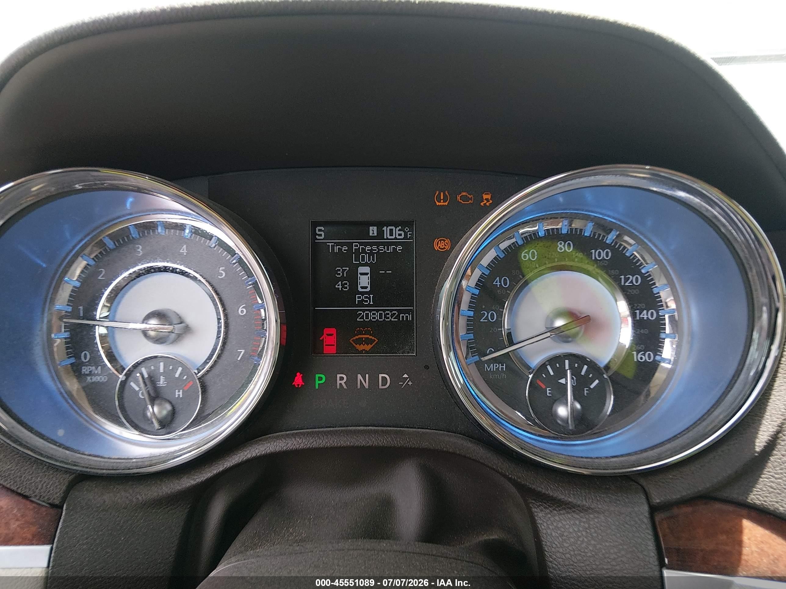 2011 Chrysler 300c   Белый vin: 2C3CA6CT8BH528326