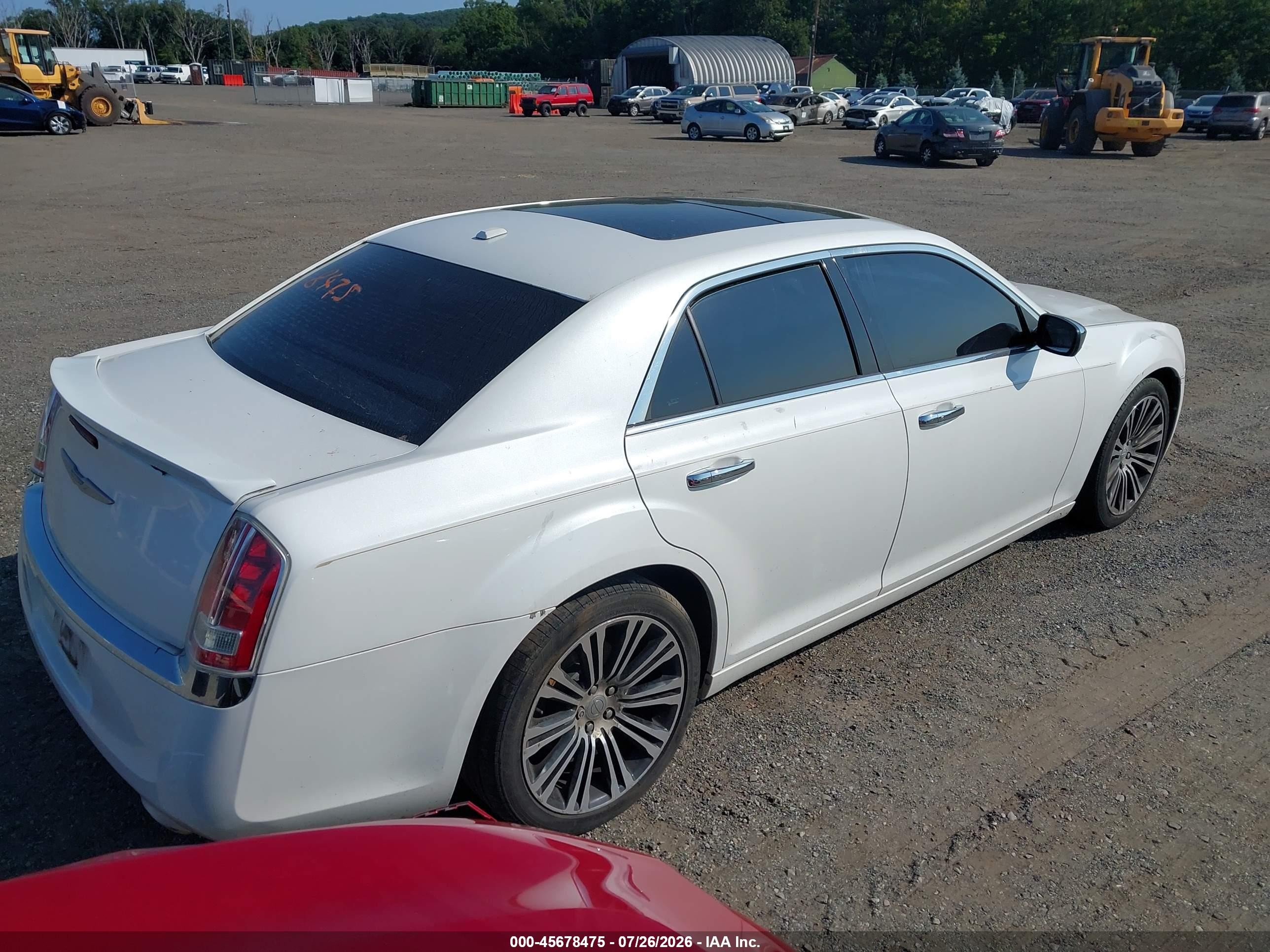 2011 Chrysler 300c   White vin: 2C3CA6CT9BH559701