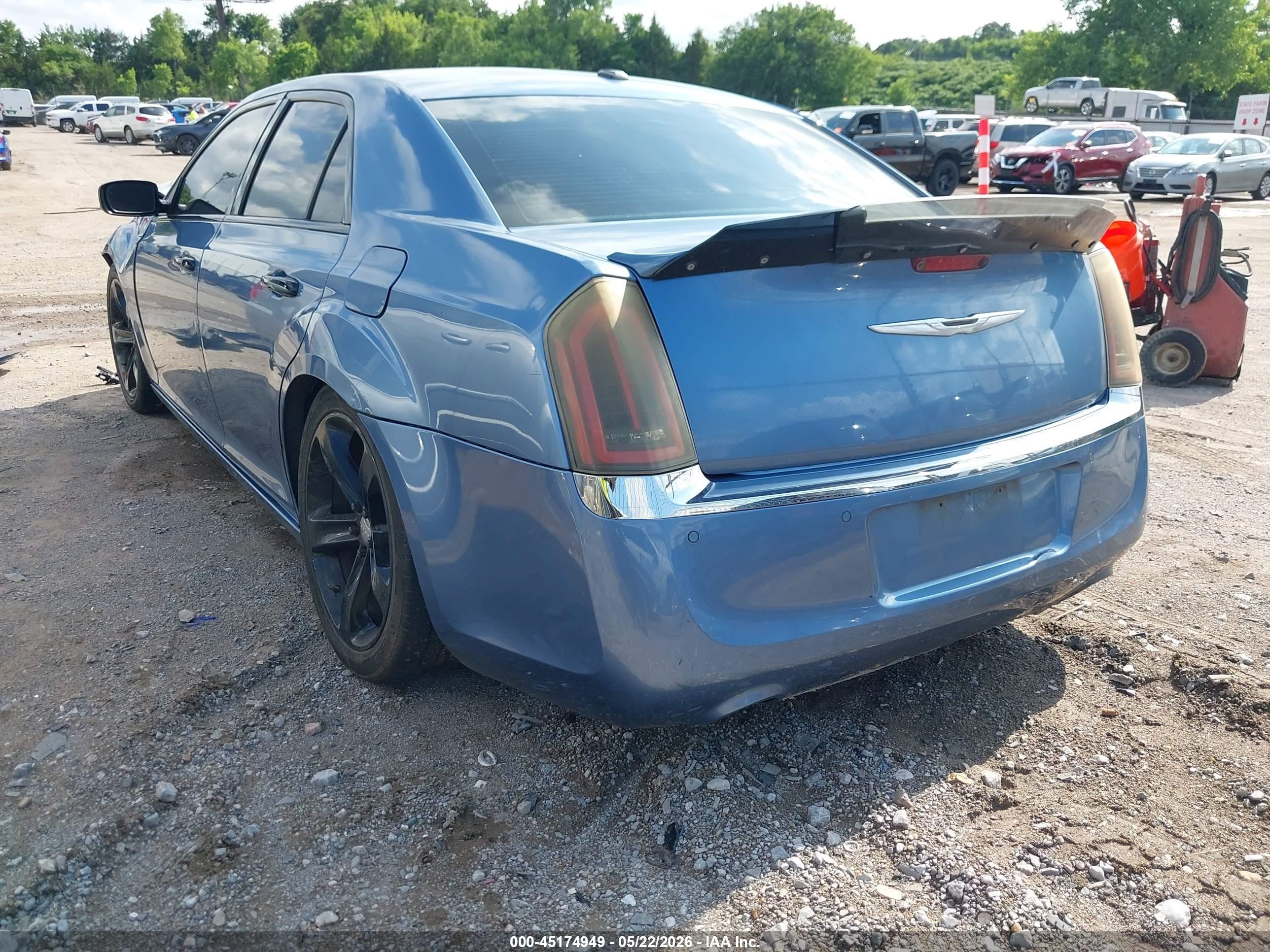 2011 Chrysler 300c   Blue vin: 2C3CA6CT9BH585358
