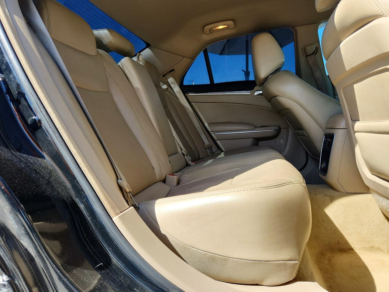 2013 Chrysler 300 Black vin: 2C3CCAAG0DH520761