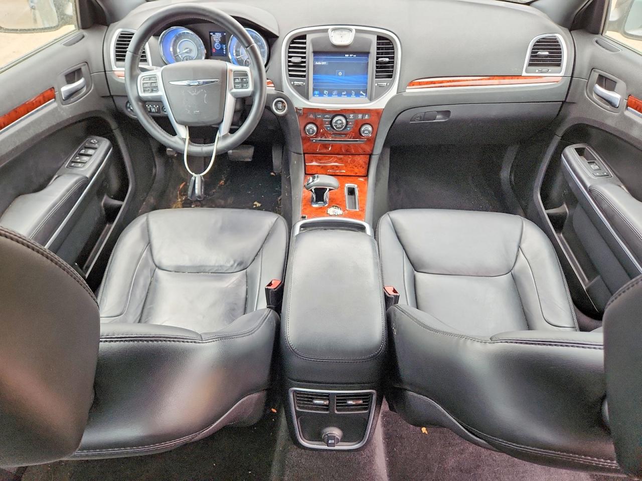 2013 Chrysler 300 Черный vin: 2C3CCAAG0DH528892