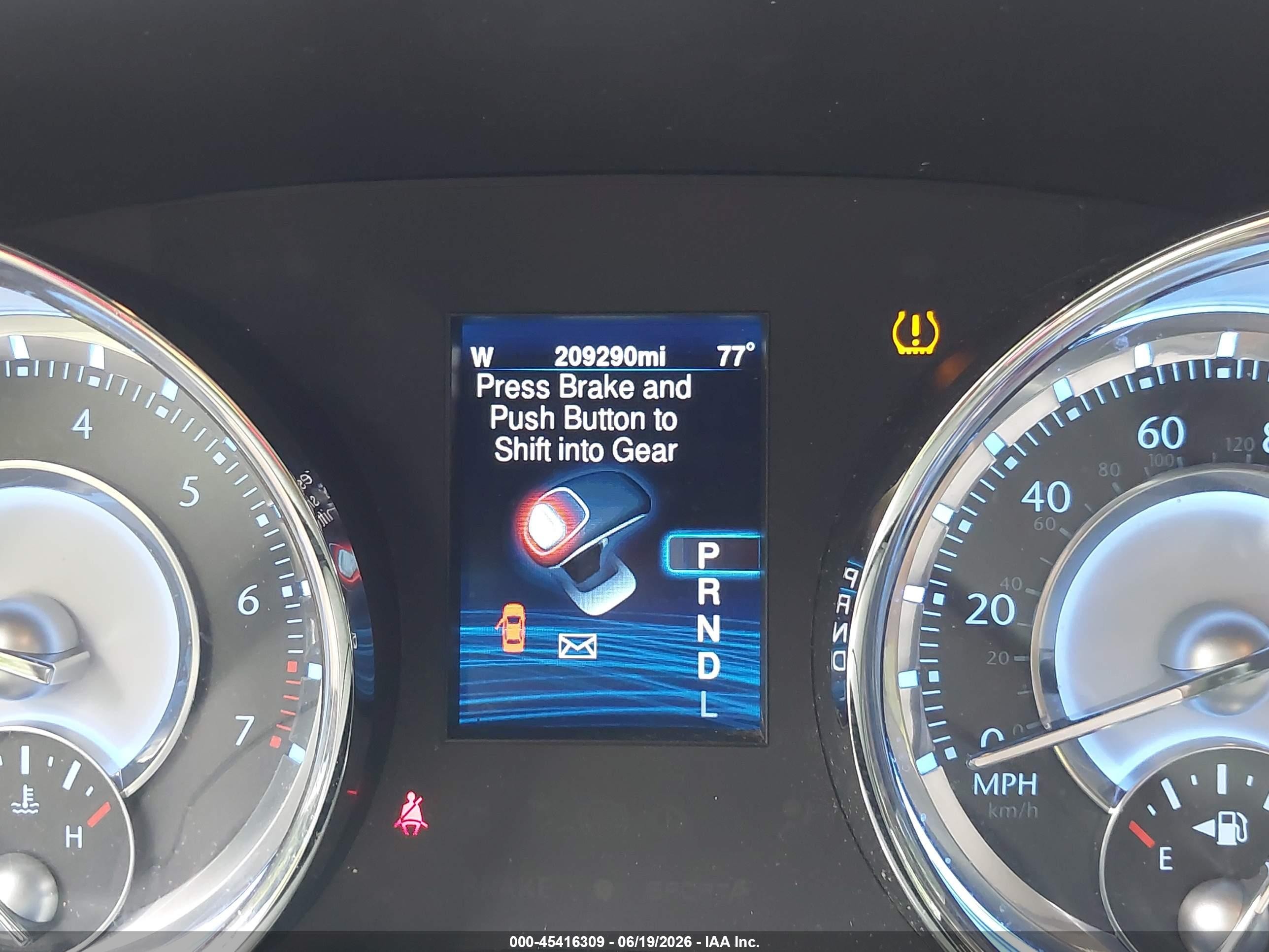 2013 Chrysler 300 Motown Серебряный vin: 2C3CCAAG0DH599218