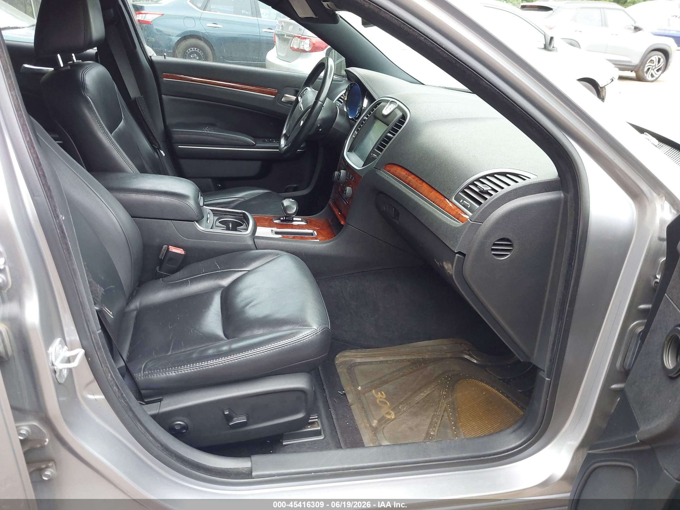 2013 Chrysler 300 Motown Серебряный vin: 2C3CCAAG0DH599218