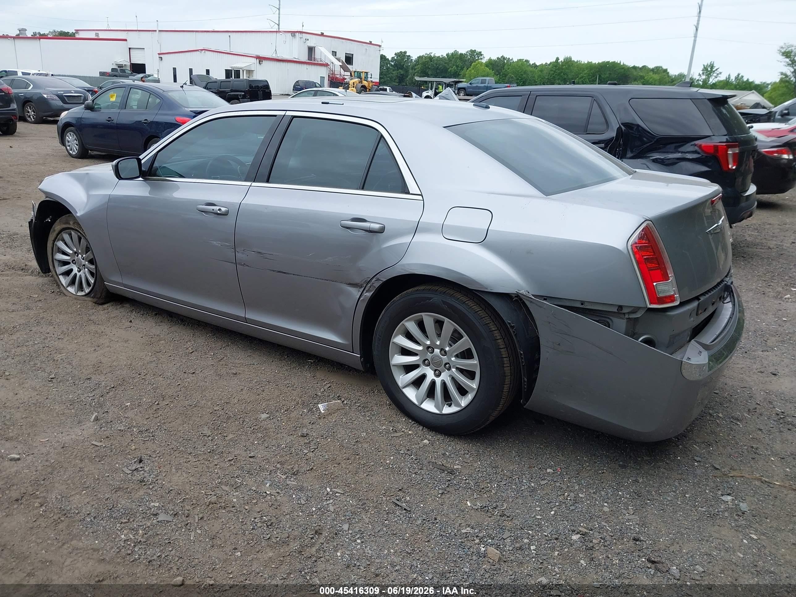 2013 Chrysler 300 Motown Серебряный vin: 2C3CCAAG0DH599218