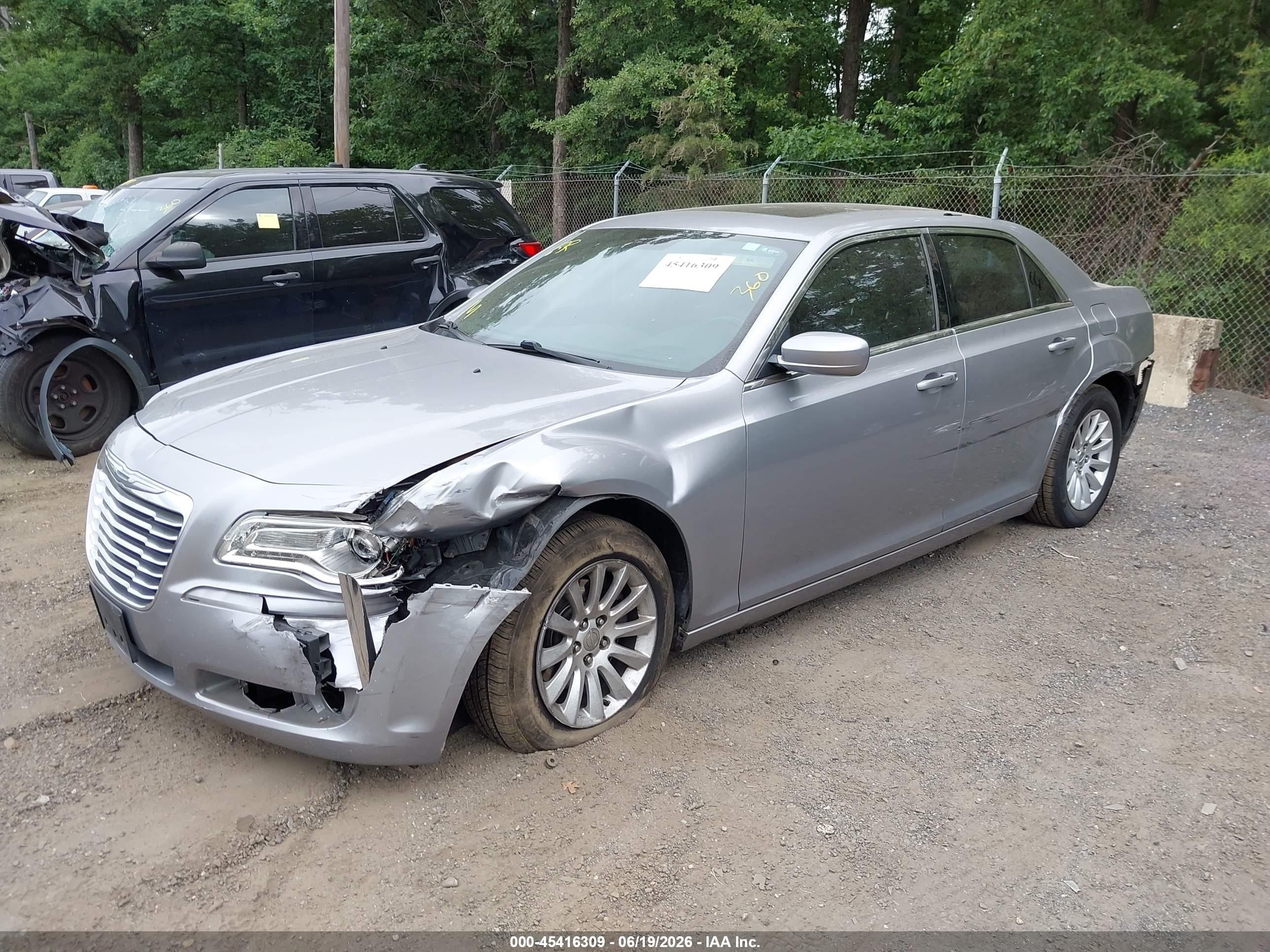 2013 Chrysler 300 Motown Серебряный vin: 2C3CCAAG0DH599218