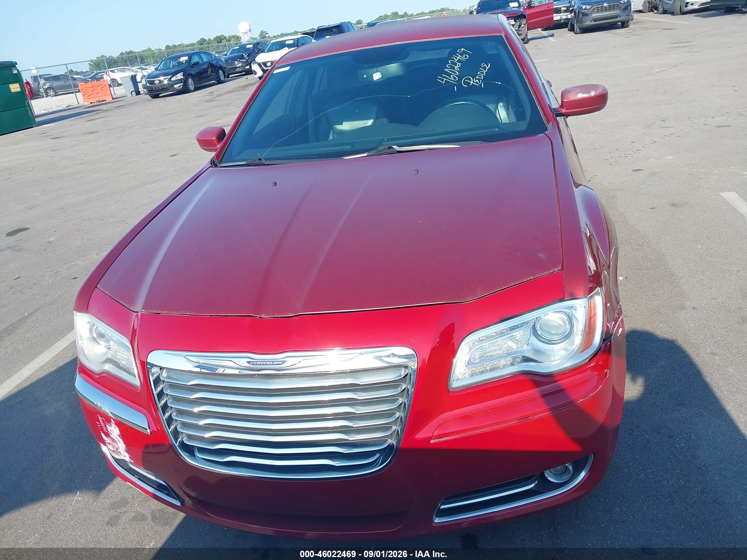 2013 Chrysler 300 Motown Red vin: 2C3CCAAG0DH707661